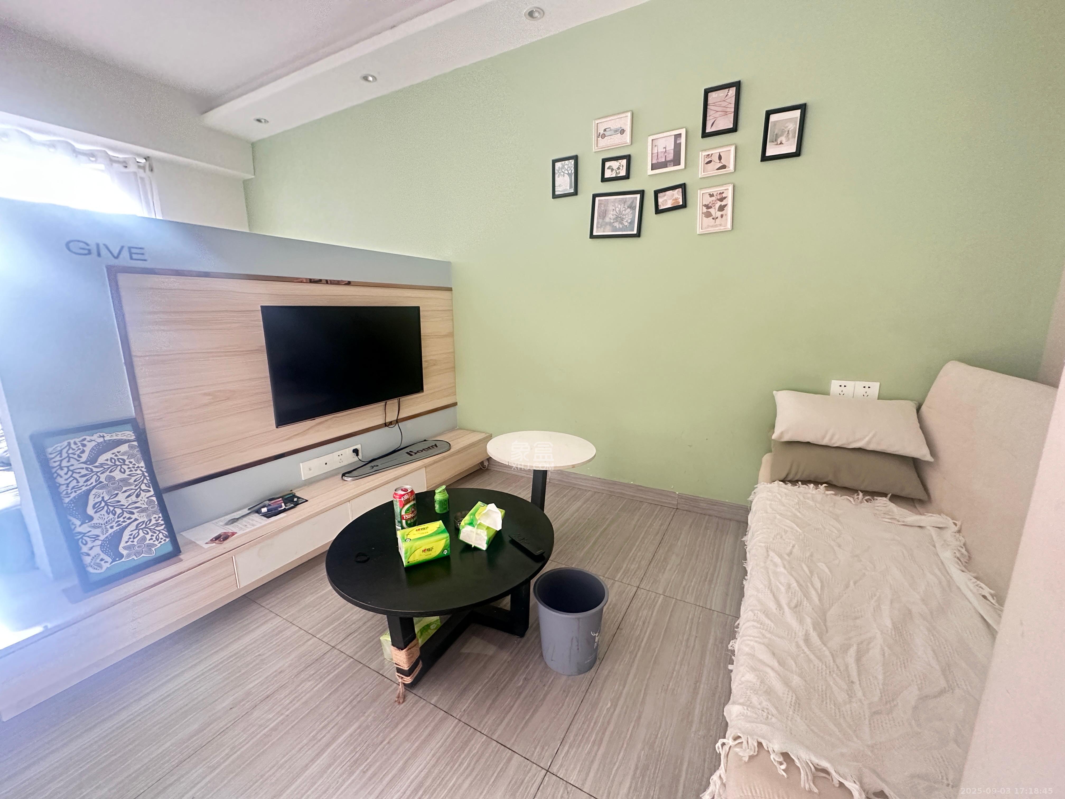 中交里城 1室1厅1卫 1600.0元/月 中交里城 1室1厅1卫 1600.0元/月室内图