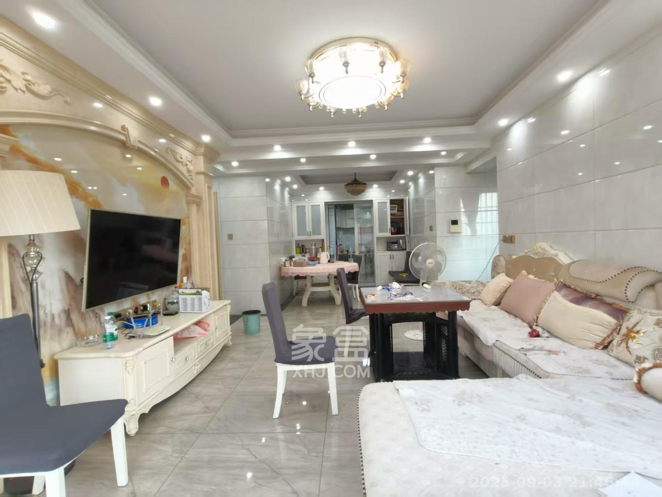 海德公园  4室2厅2卫    2600.0元/月 海德公园  4室2厅2卫    2600.0元/月室内图