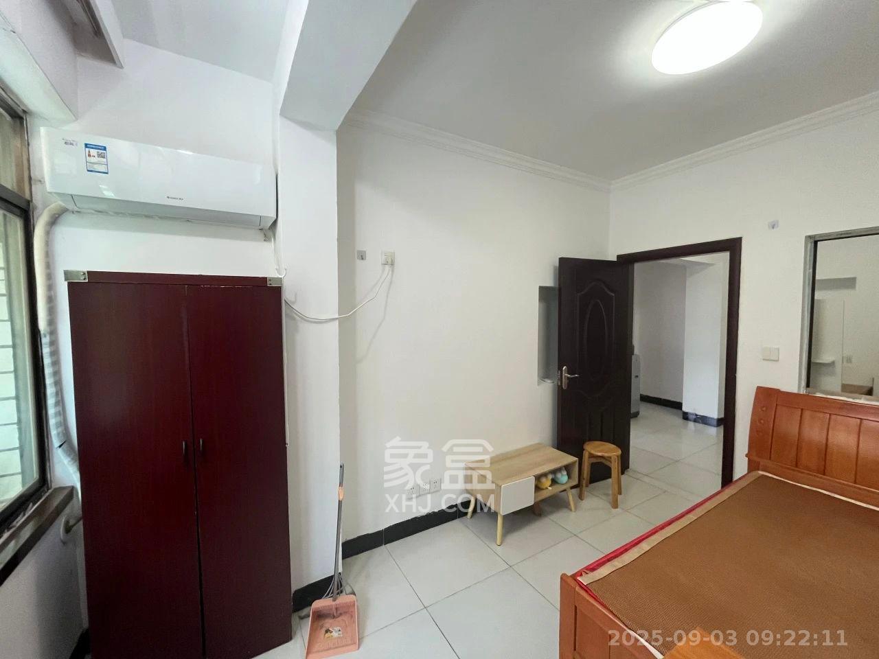 马王堆汽配城  1室1厅0卫    1500.0元/月室内图