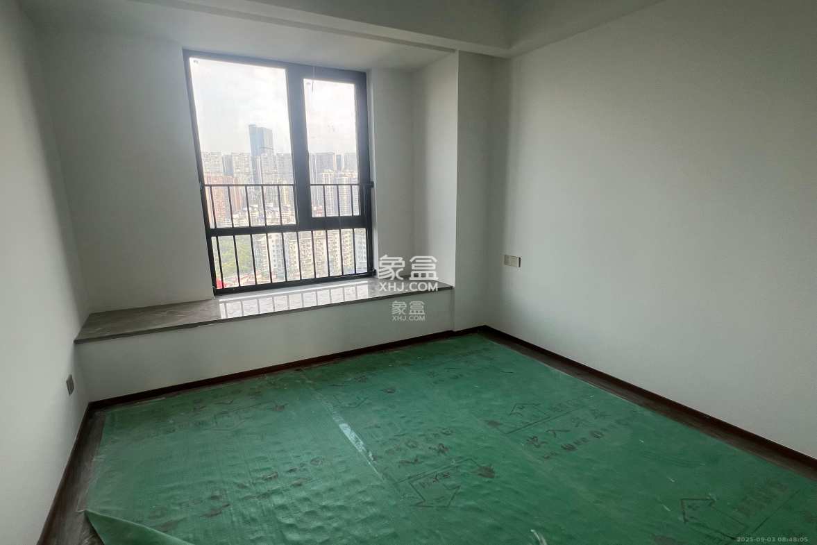 江山印  4室2厅22卫    15000.0元/月 江山印  4室2厅22卫    15000.0元/月室内图