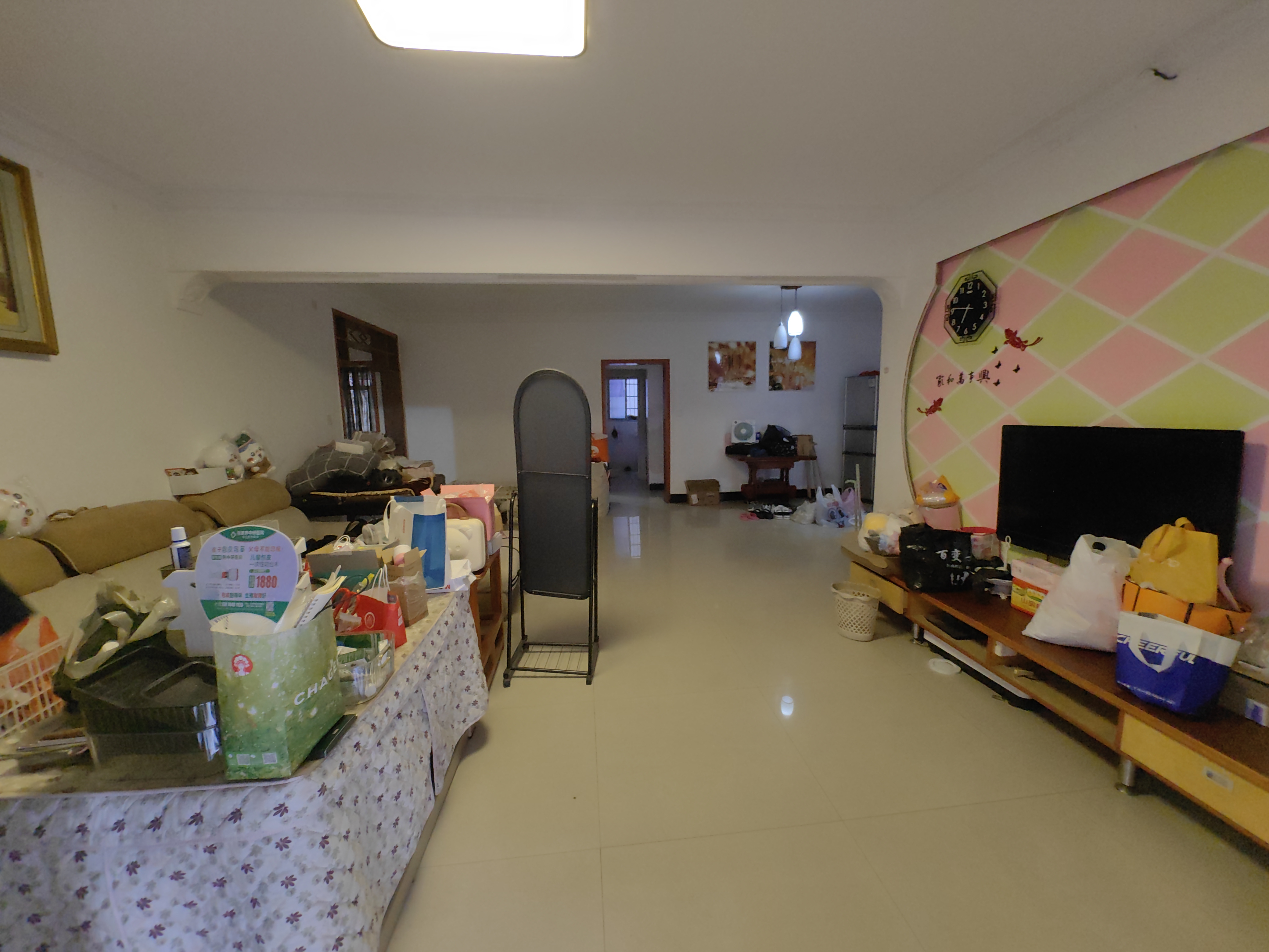 八达小区  4室2厅2卫   52.00万