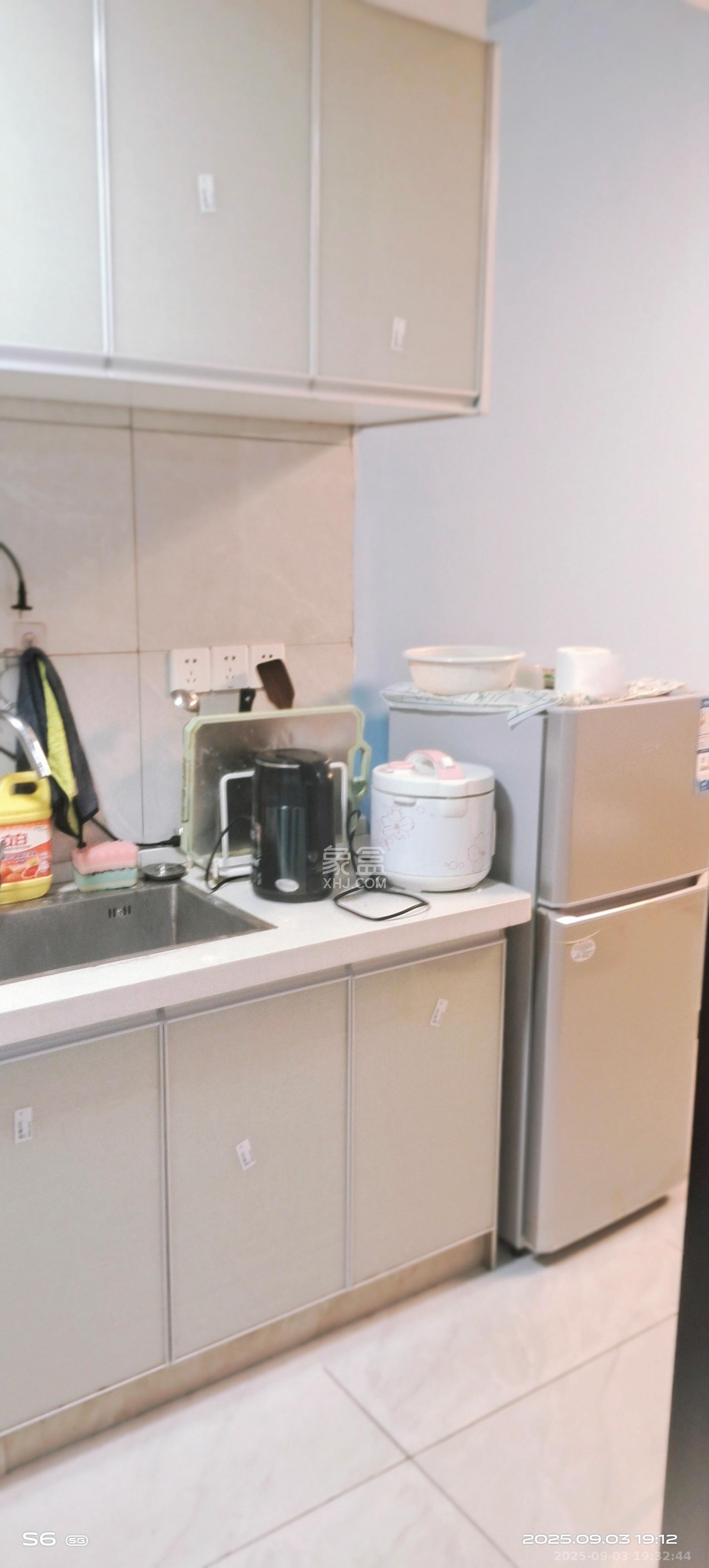 奥园城市天骄一期  1室1厅1卫    1500.0元/月 奥园城市天骄一期  1室1厅1卫    1500.0元/月室内图