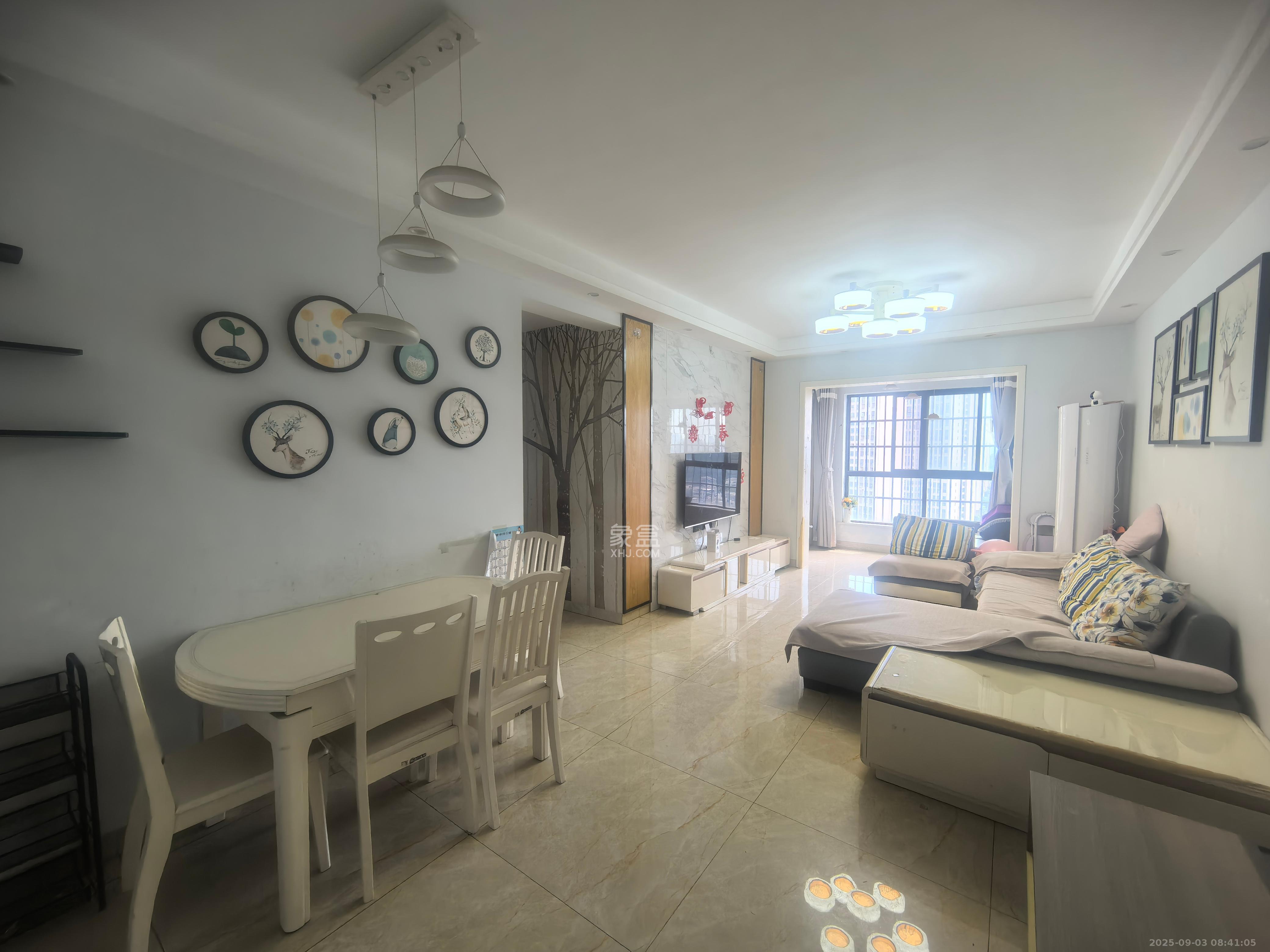 天麓尚层 3室2厅1卫 2350.0元/月 天麓尚层 3室2厅1卫 2350.0元/月室内图