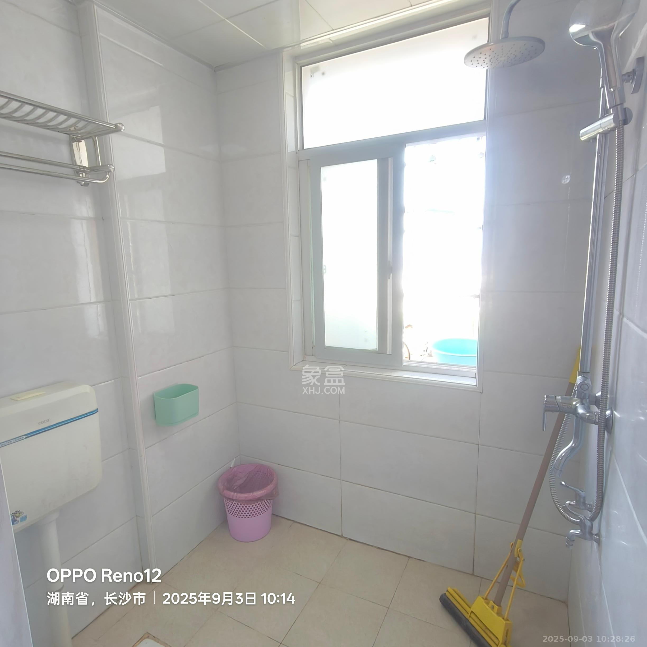 新蕾品阁居  3室2厅1卫    1700.0元/月室内图