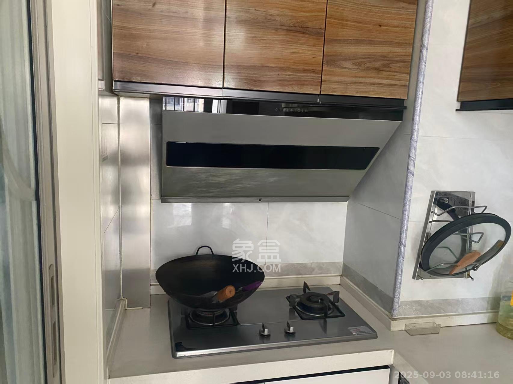 天麓尚层 3室2厅1卫 2350.0元/月 天麓尚层 3室2厅1卫 2350.0元/月室内图