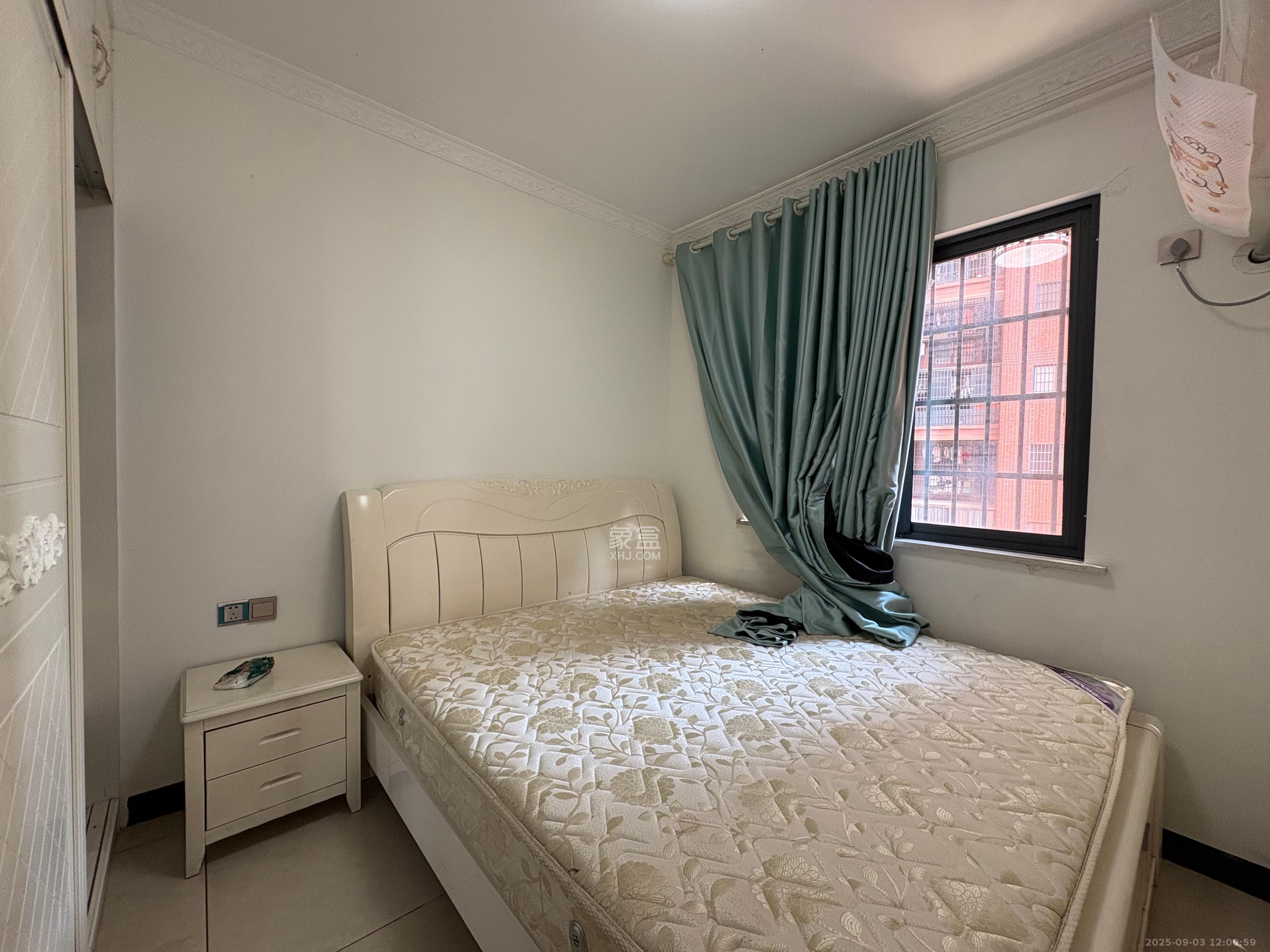 海德公园 3室2厅1卫 2200.0元/月 海德公园 3室2厅1卫 2200.0元/月室内图