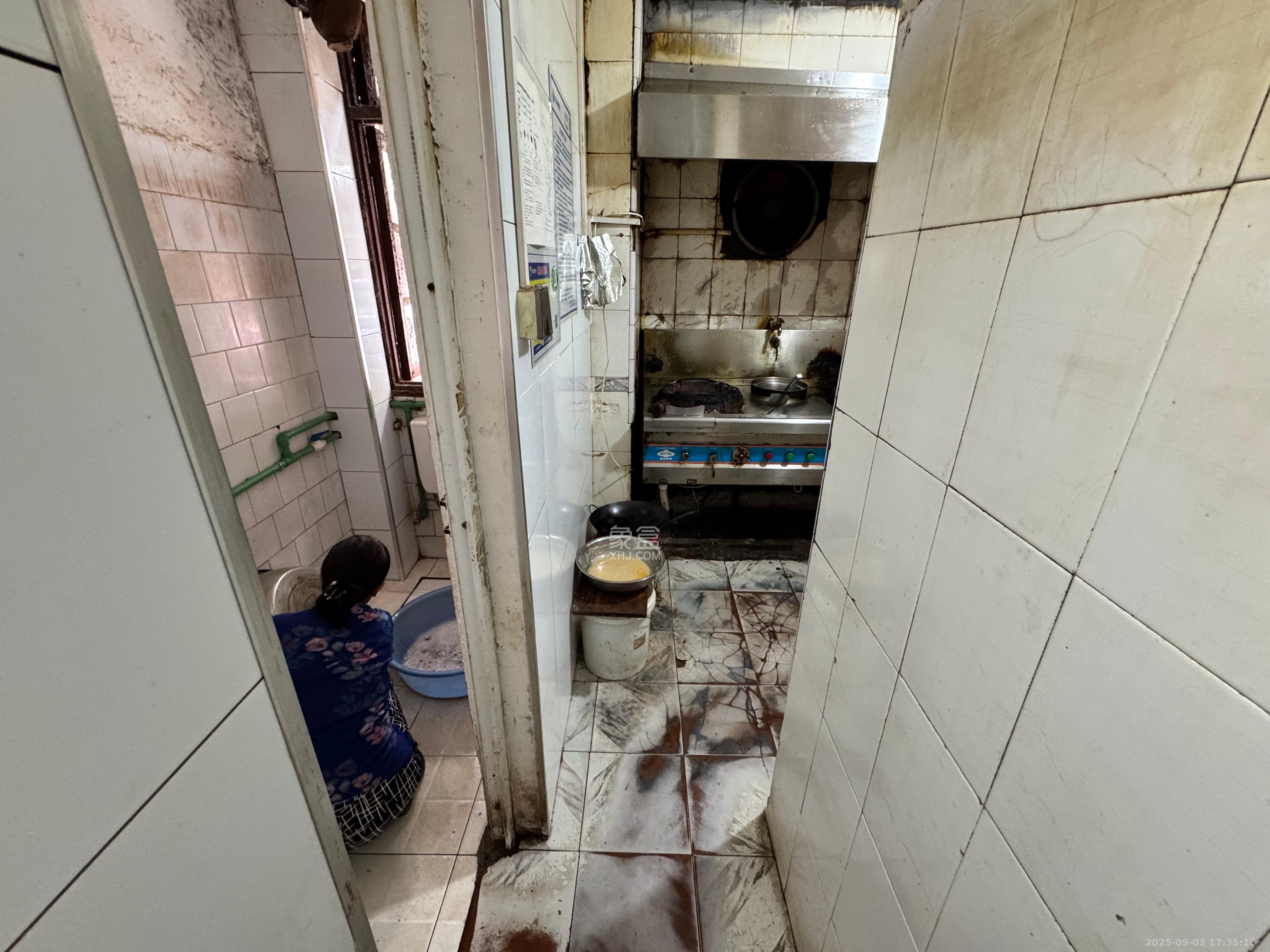 人民新村  2室2厅1卫    2800.0元/月 人民新村  2室2厅1卫    2800.0元/月室内图