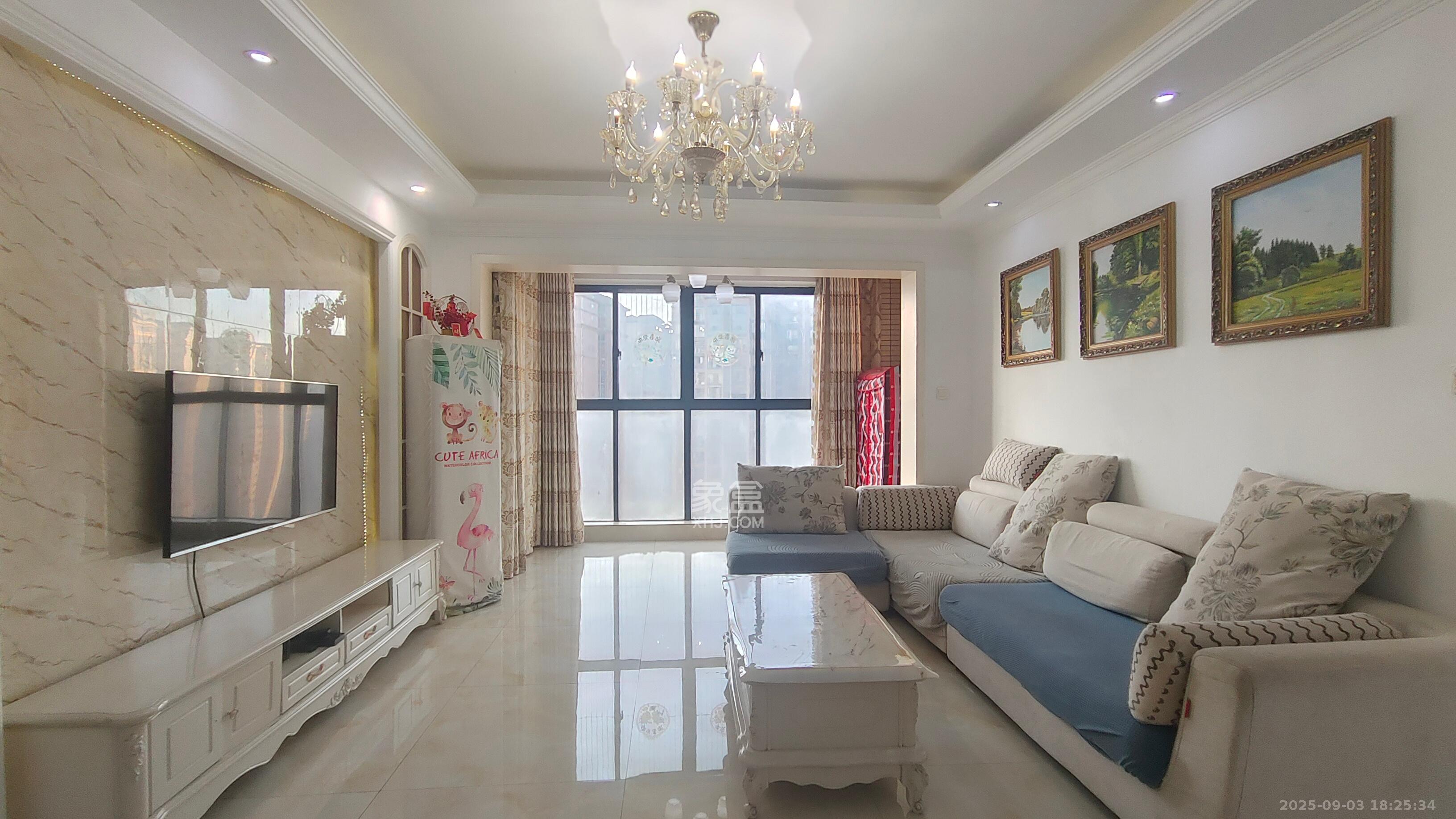 海德公园 4室2厅1卫 2600.0元/月 海德公园 4室2厅1卫 2600.0元/月室内图