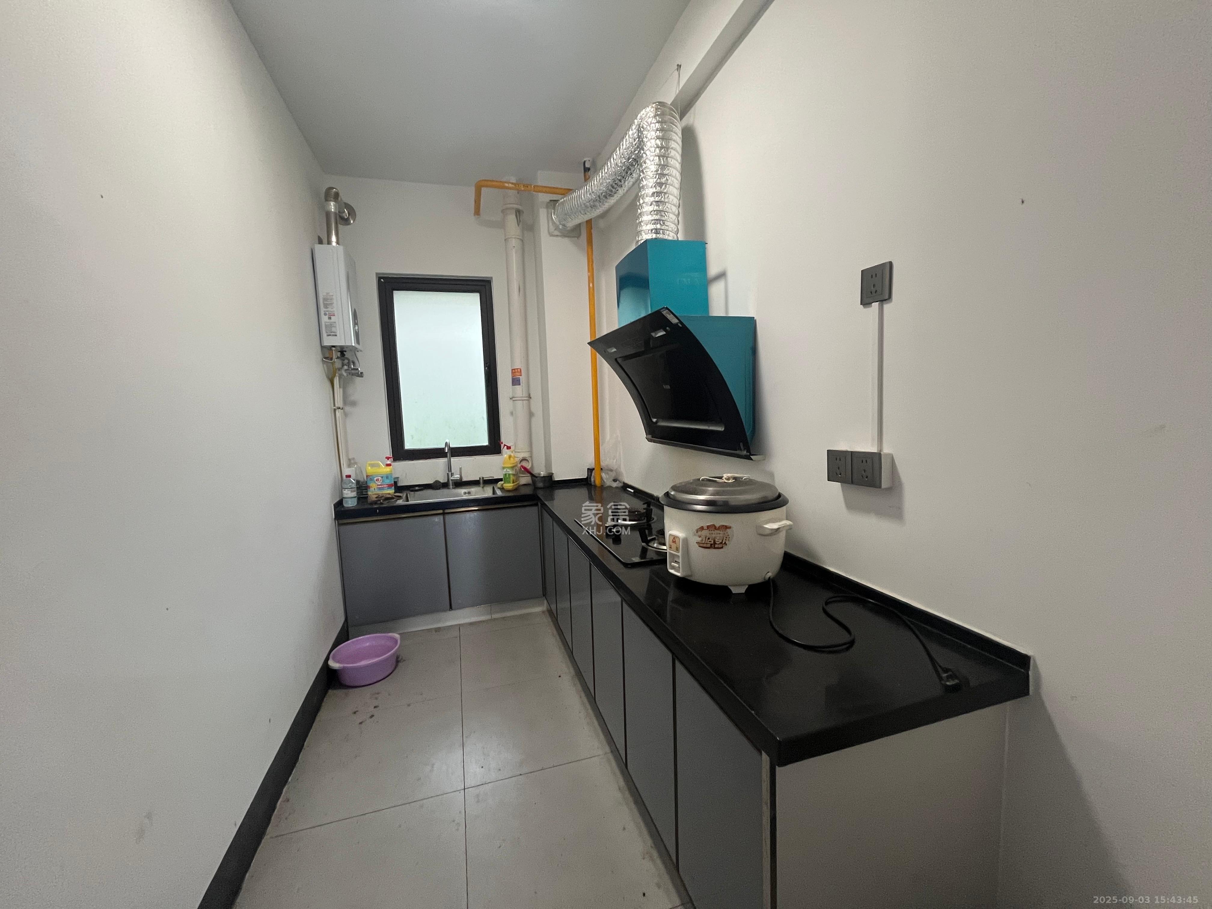 合能枫丹星悦  4室2厅2卫    1900.0元/月 合能枫丹星悦  4室2厅2卫    1900.0元/月室内图