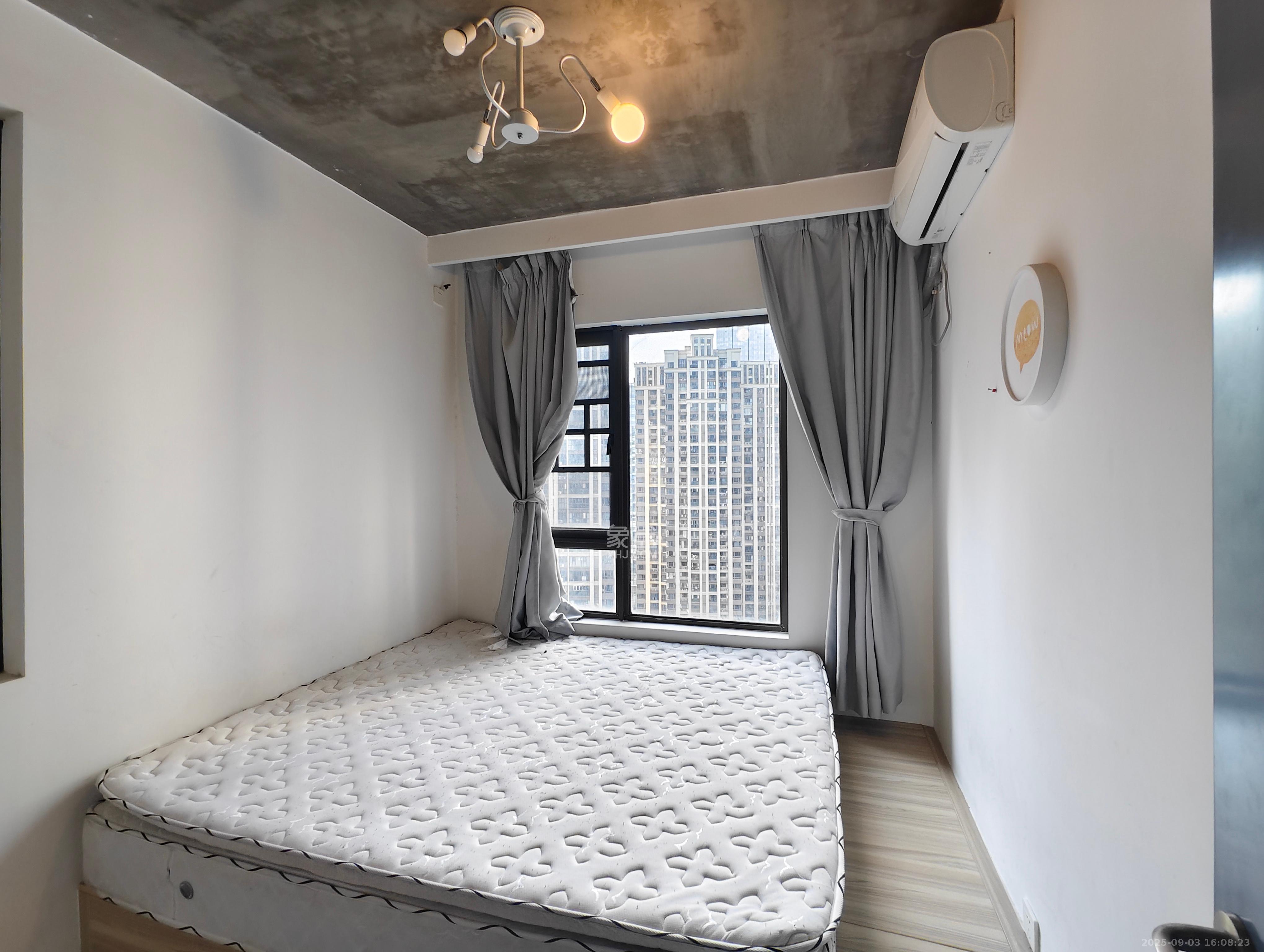 南山雍江汇(滨江国际新城) 3室2厅2卫 3700.0元/月 南山雍江汇(滨江国际新城) 3室2厅2卫 3700.0元/月室内图