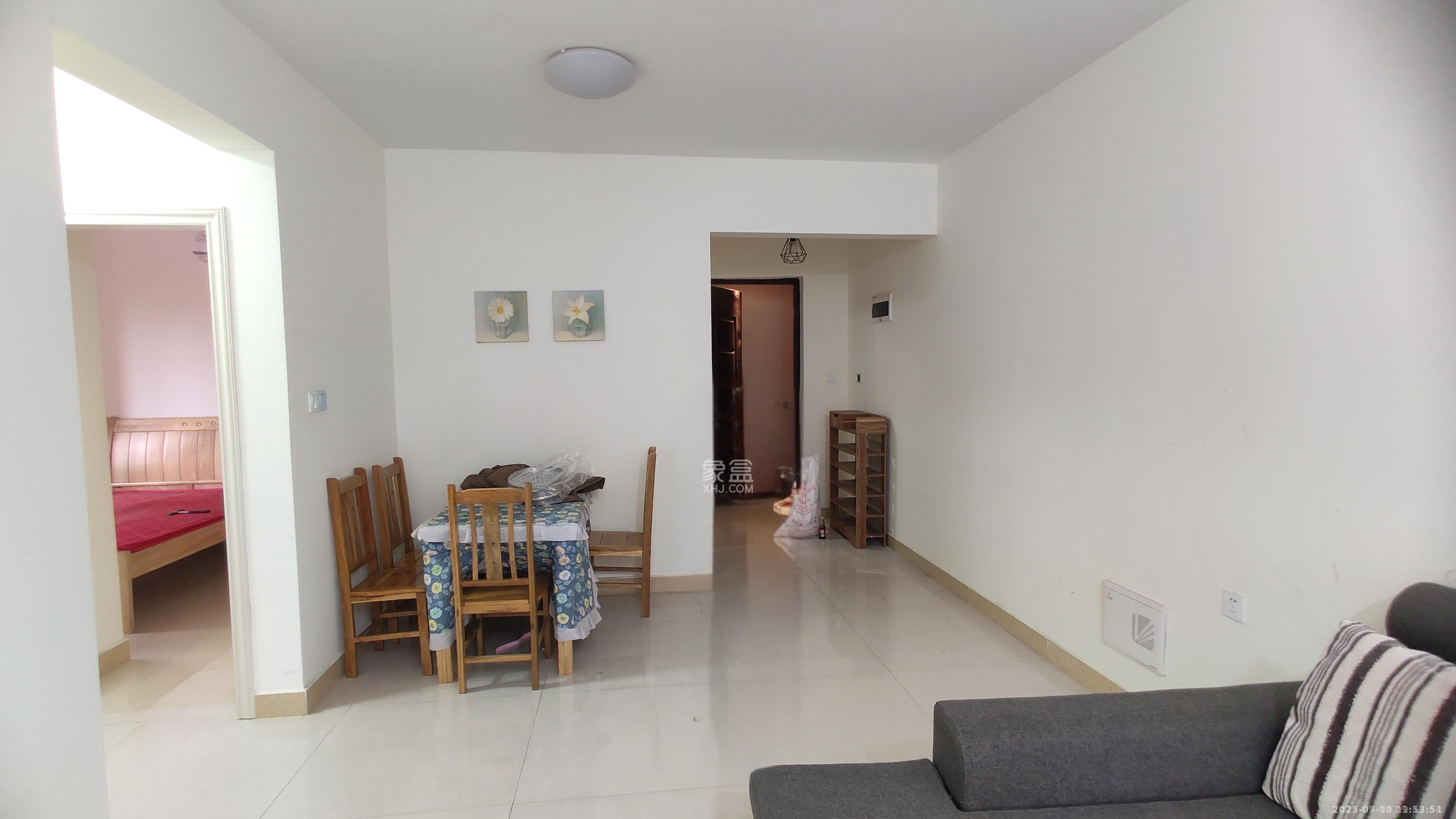 汇金城/嘉华城（二期、三期）  1室1厅1卫    2200.0元/月