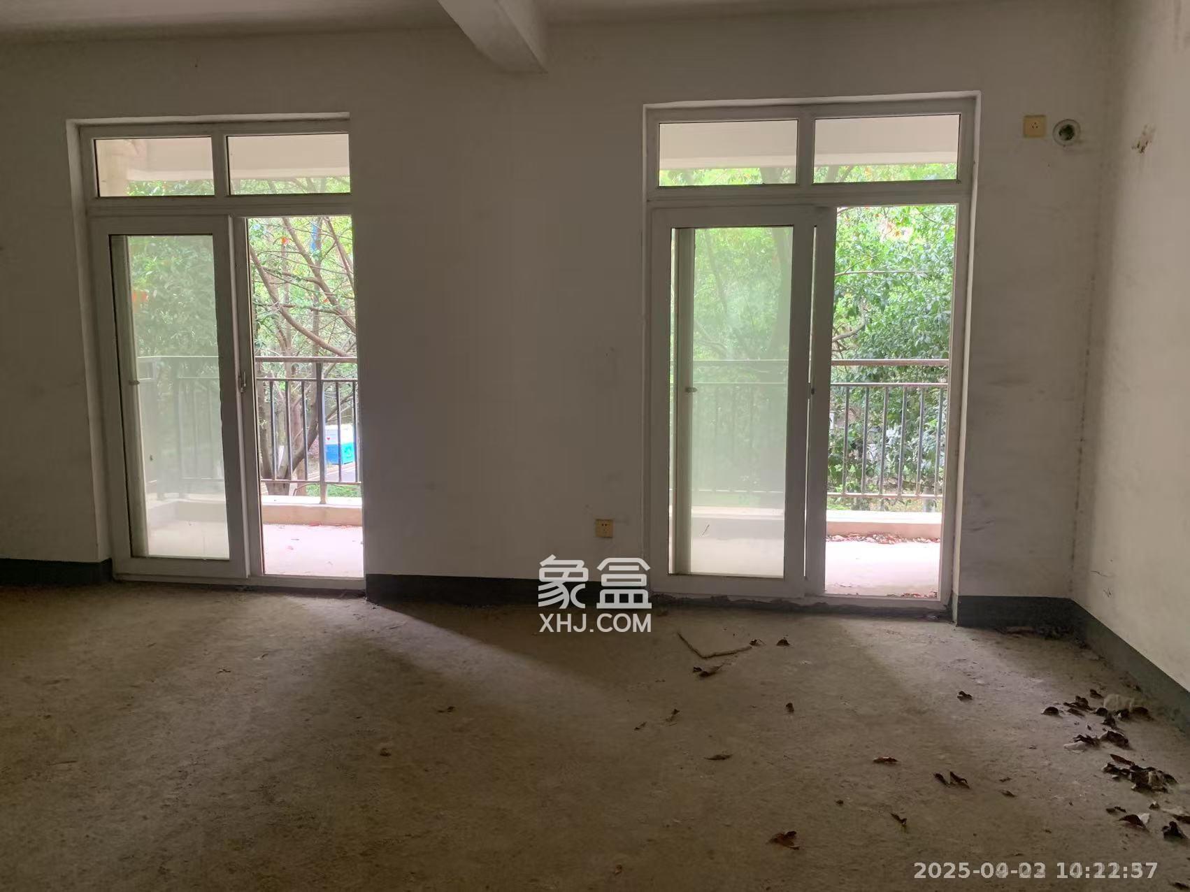 升远君尚嘉筑 5室2厅1卫 3000.0元/月 升远君尚嘉筑 5室2厅1卫 3000.0元/月室内图