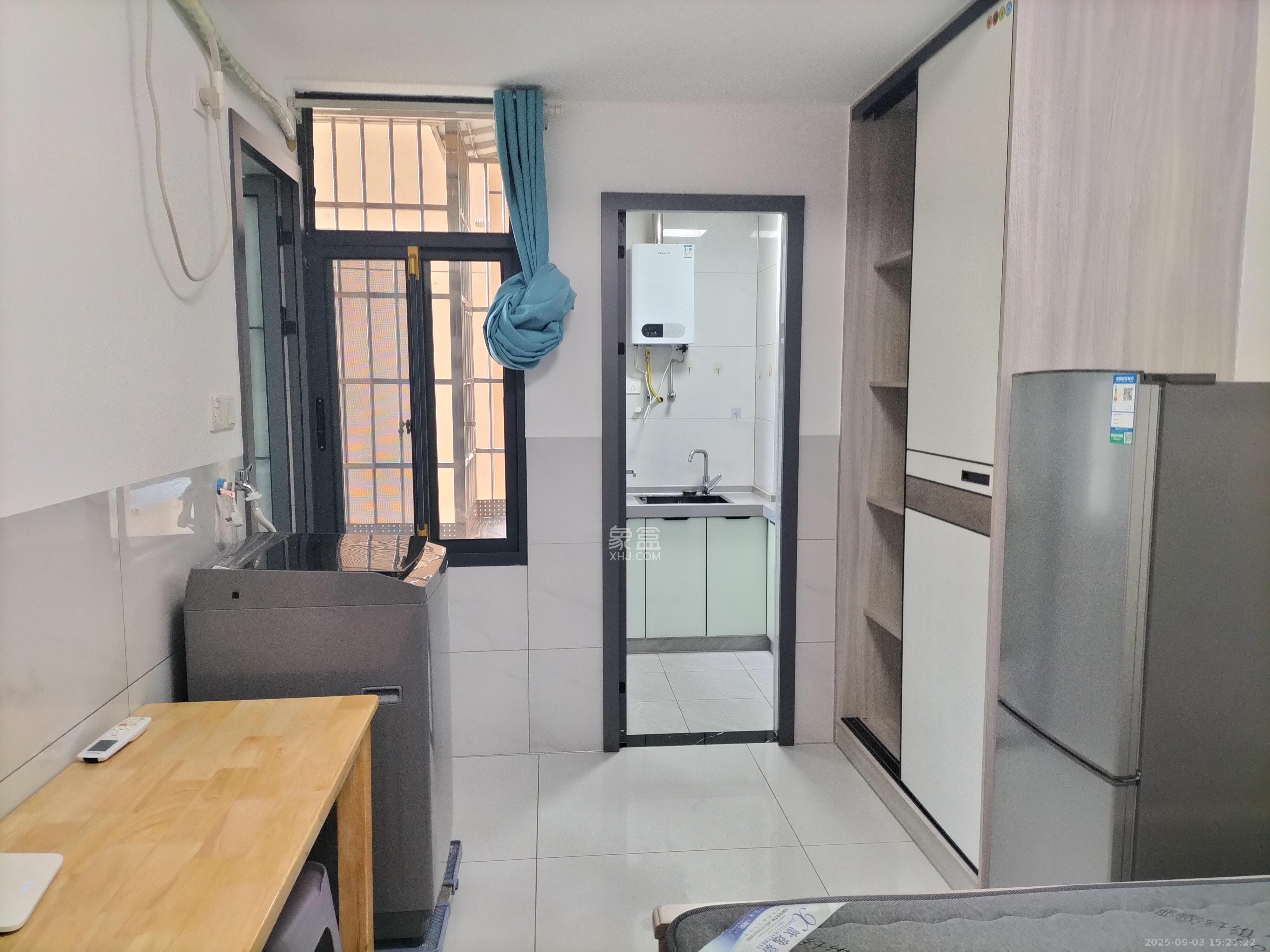 嘉荣苑 1室1厅1卫 1200.0元/月 嘉荣苑 1室1厅1卫 1200.0元/月室内图