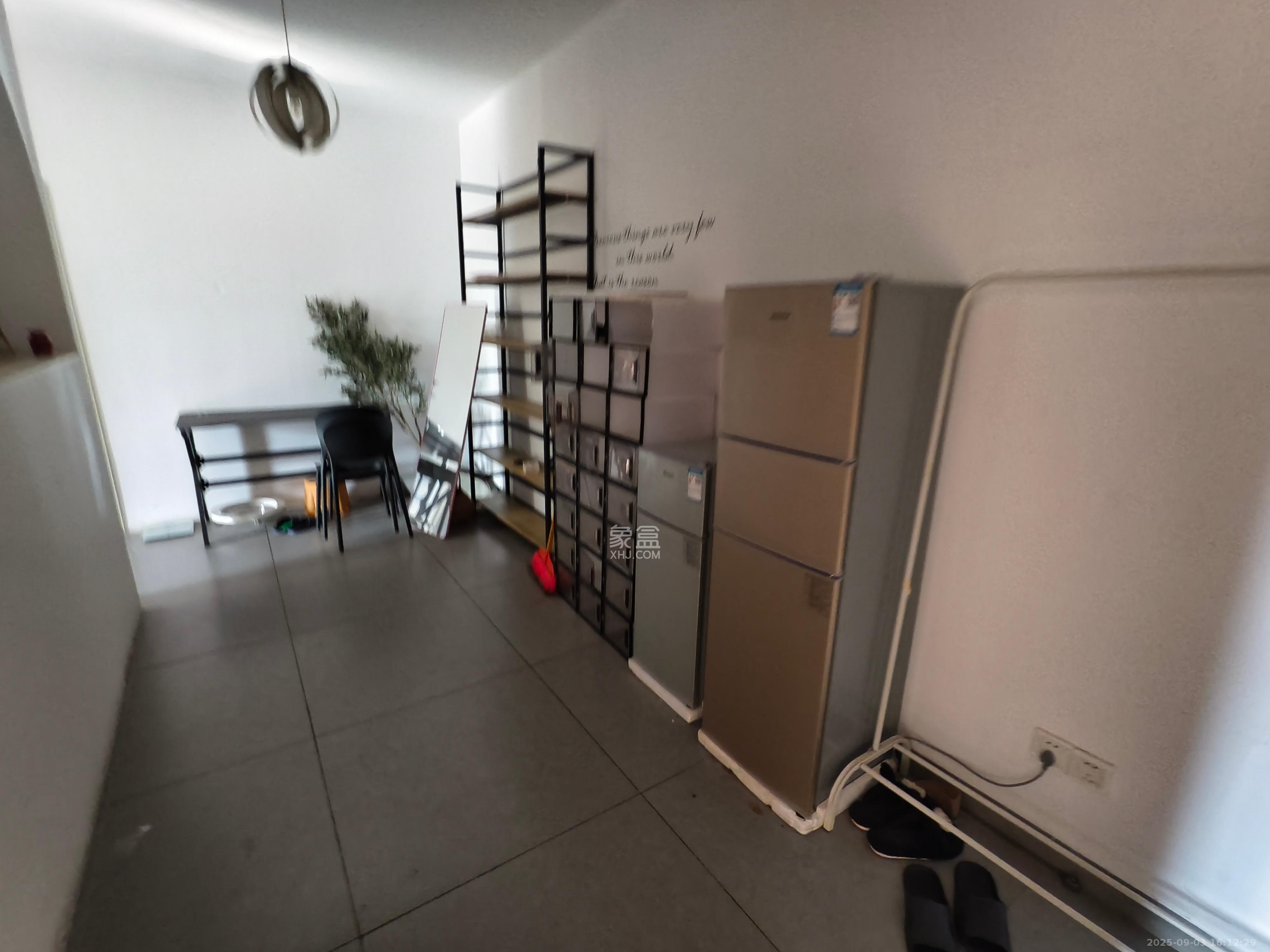 湘域城邦(湘域国际中心) 2室1厅1卫 3200.0元/月 湘域城邦(湘域国际中心) 2室1厅1卫 3200.0元/月室内图