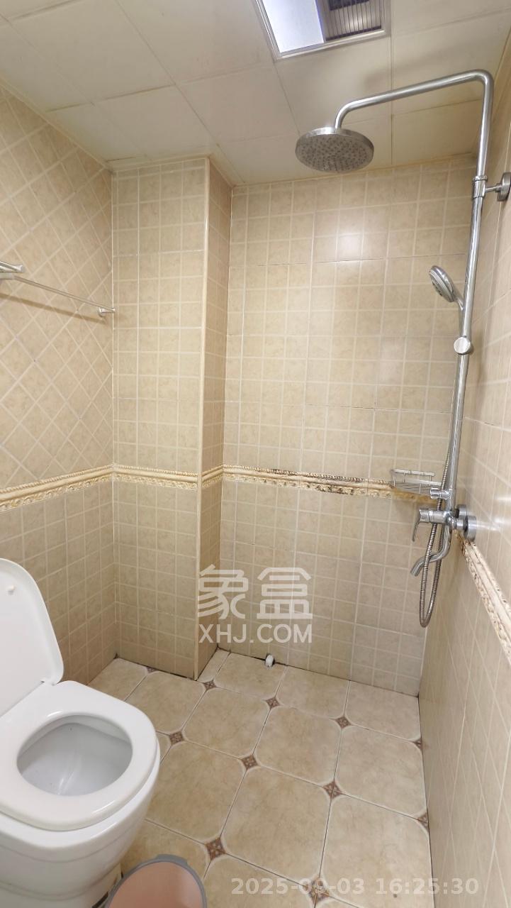 北辰三角洲E3区  1室1厅1卫   2100.00元/月室内图