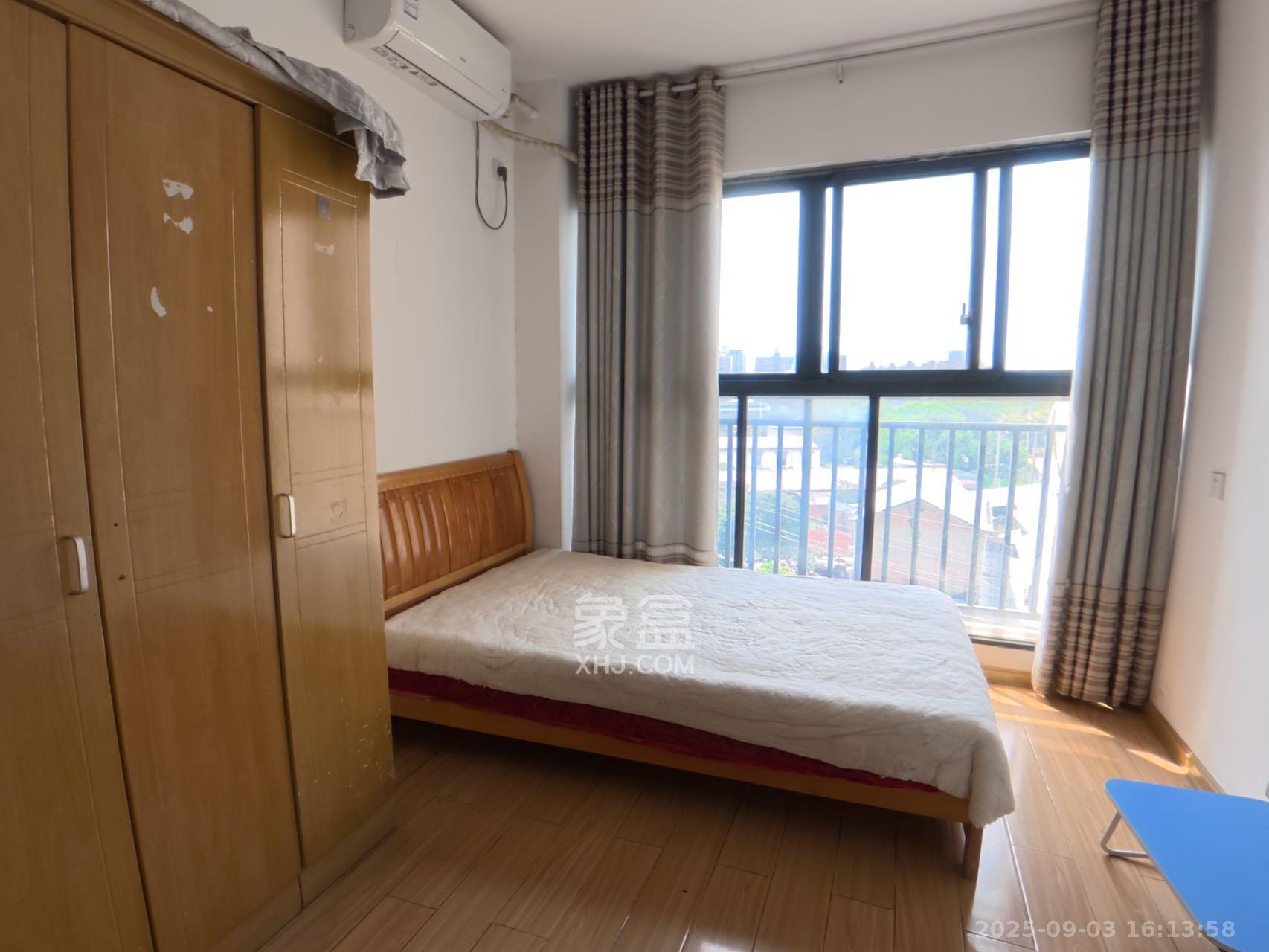 中建芙蓉嘉苑  3室2厅2卫   2200.00元/月室内图
