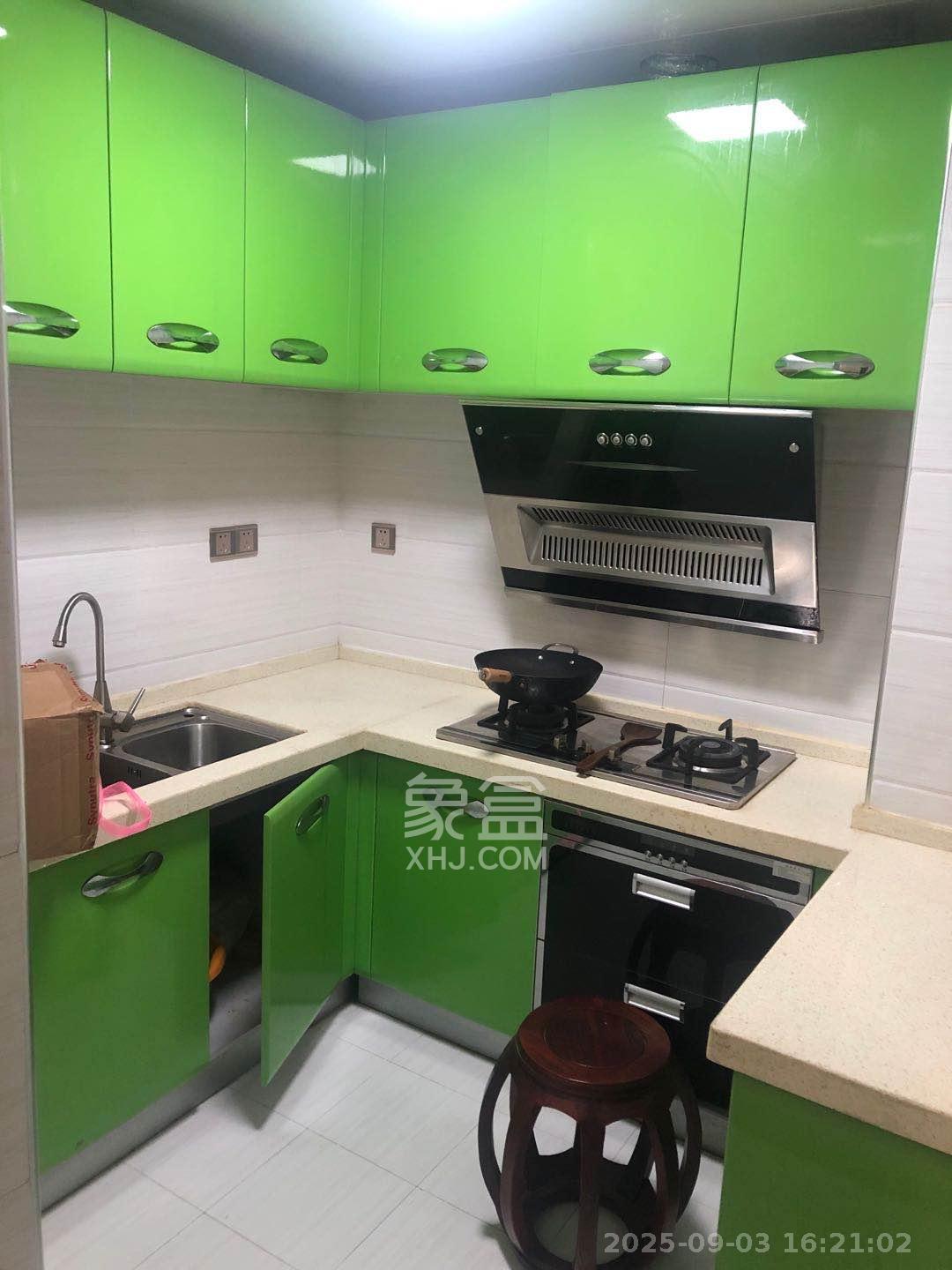 新华都万家城  3室2厅1卫    2000.0元/月室内图