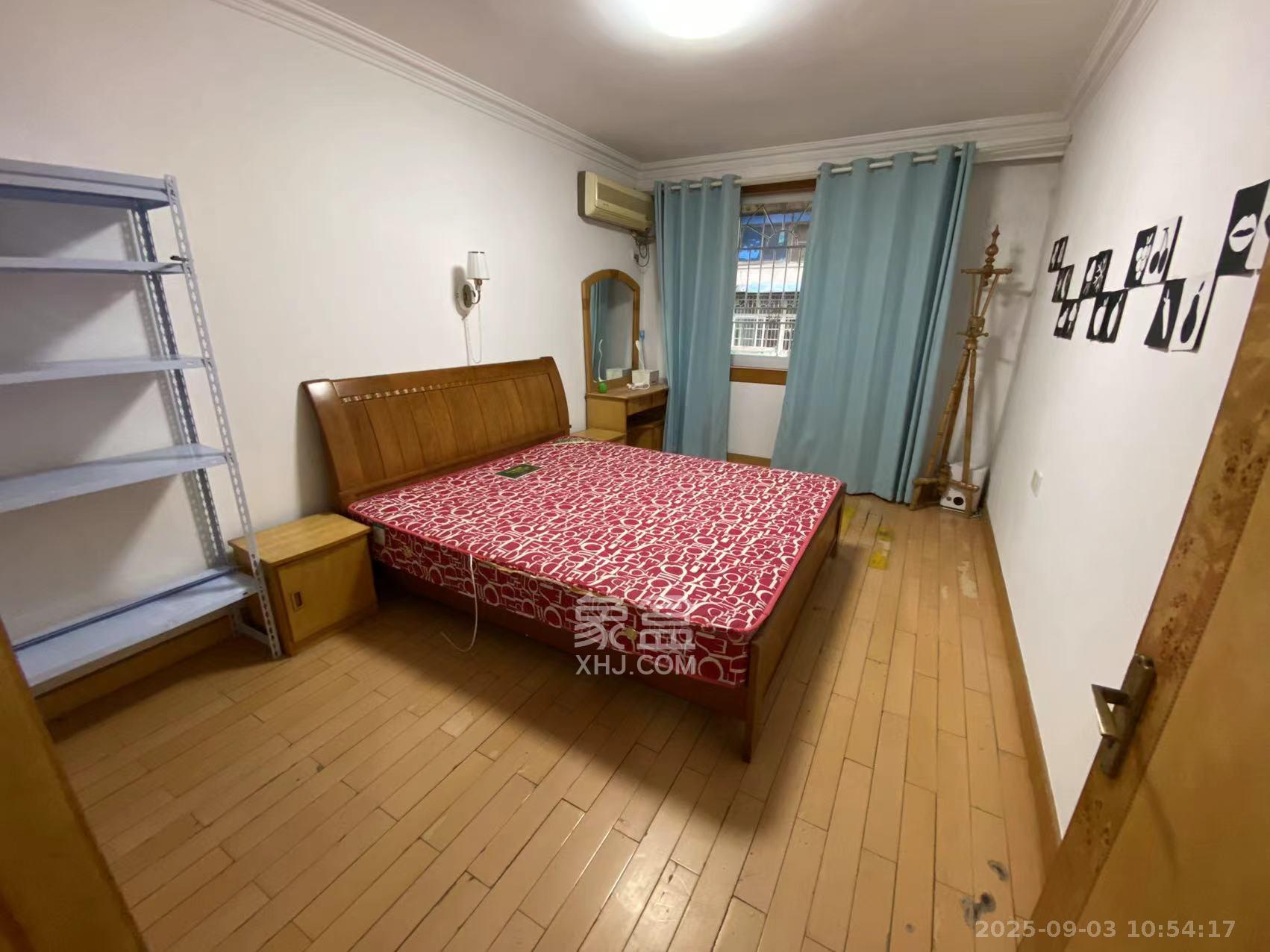 鸿园小区  3室2厅2卫    2500.0元/月 鸿园小区  3室2厅2卫    2500.0元/月室内图