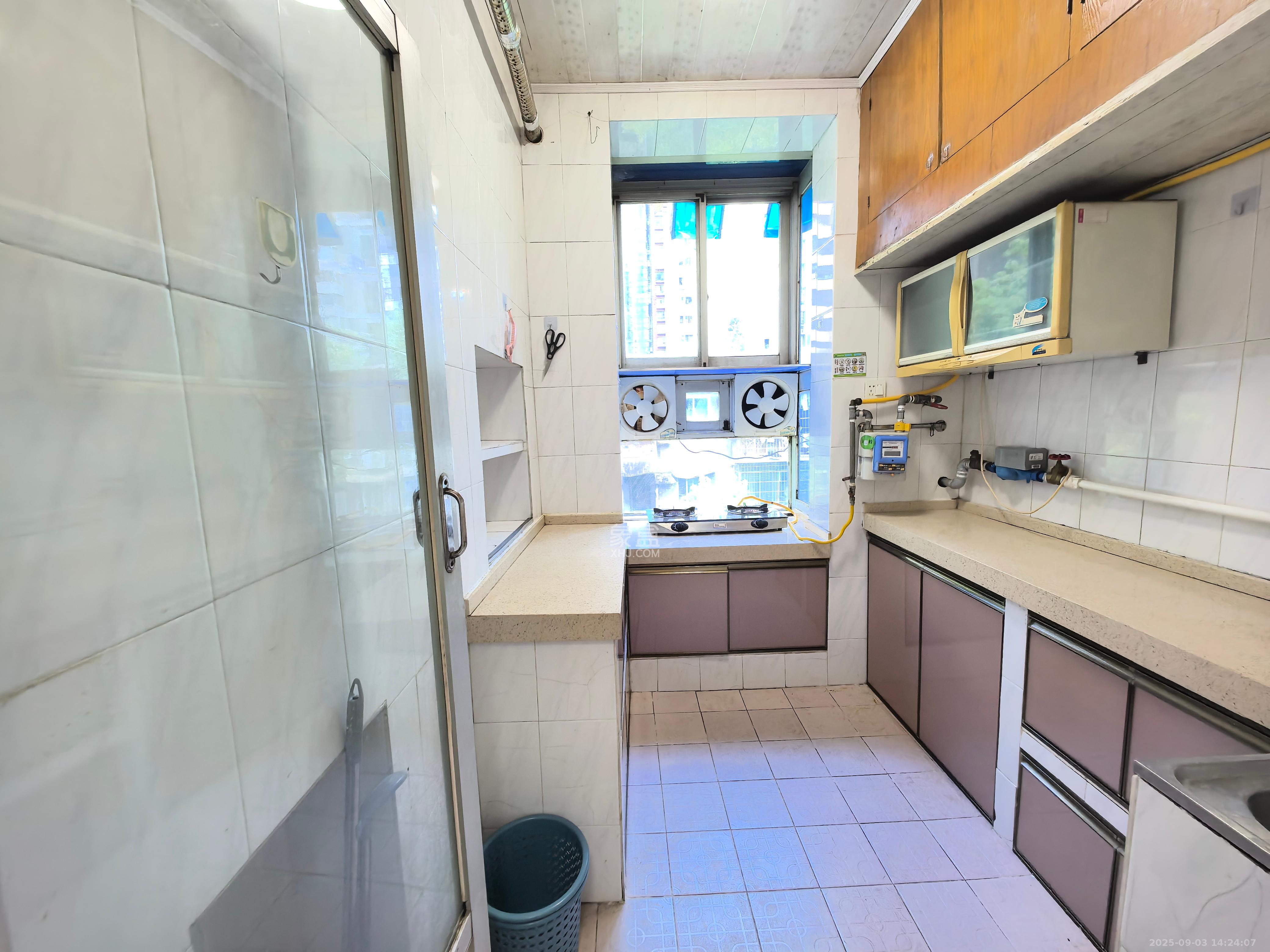 湖南日报宿舍 2室2厅1卫 2200.0元/月 湖南日报宿舍 2室2厅1卫 2200.0元/月室内图