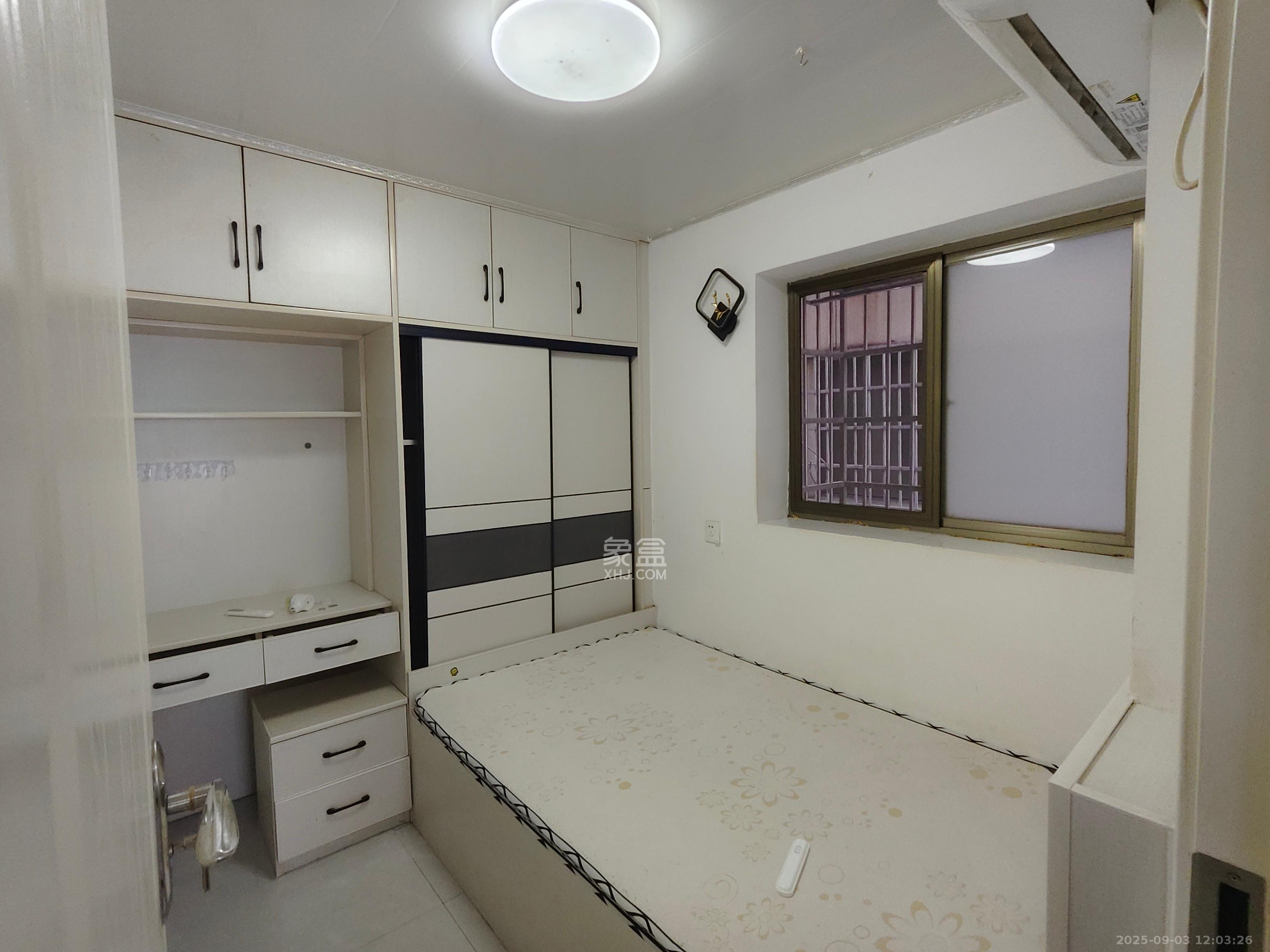 东塘工商局宿舍  2室1厅1卫    1600.0元/月室内图