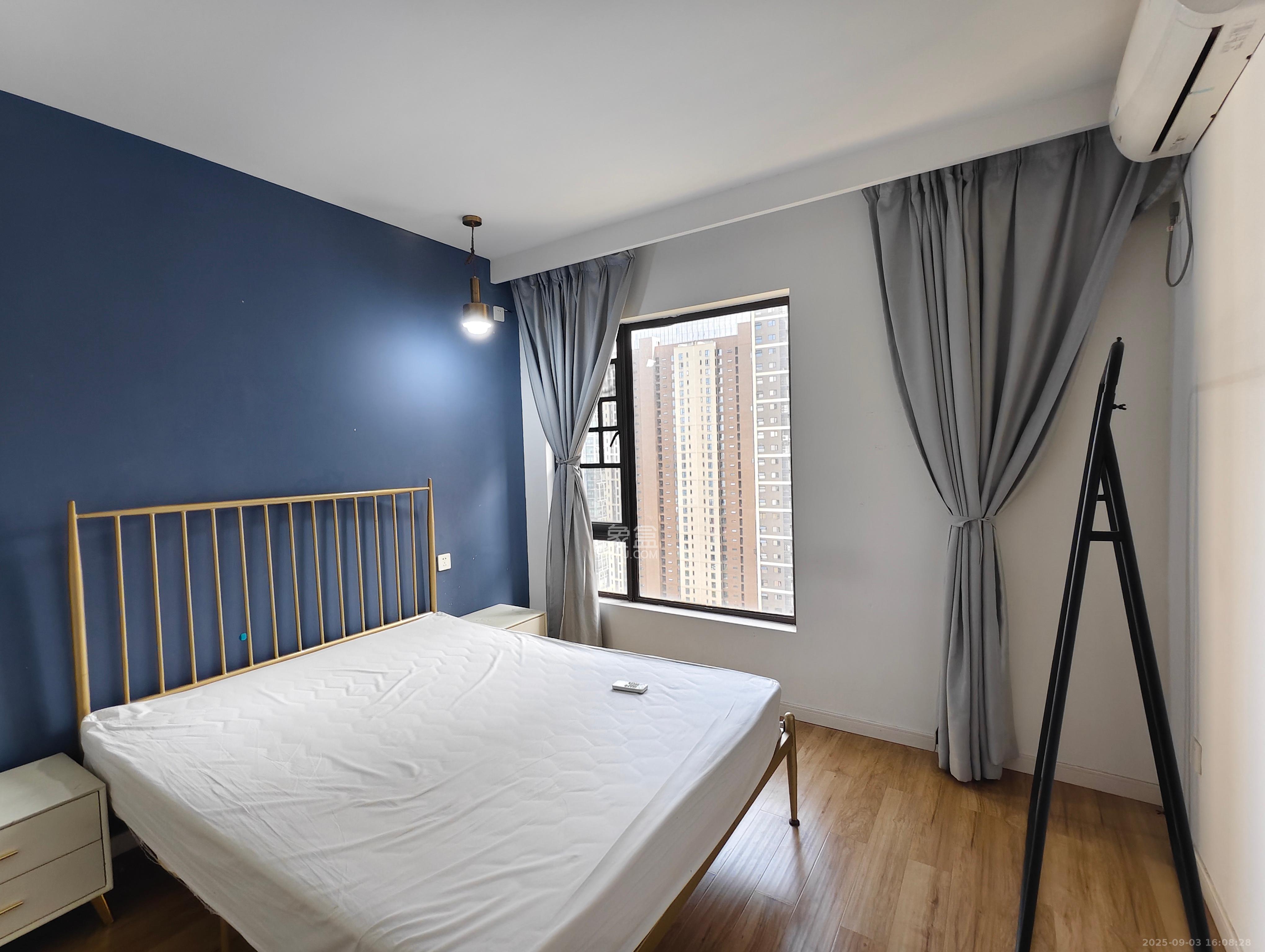 南山雍江汇(滨江国际新城) 3室2厅2卫 3700.0元/月 南山雍江汇(滨江国际新城) 3室2厅2卫 3700.0元/月室内图