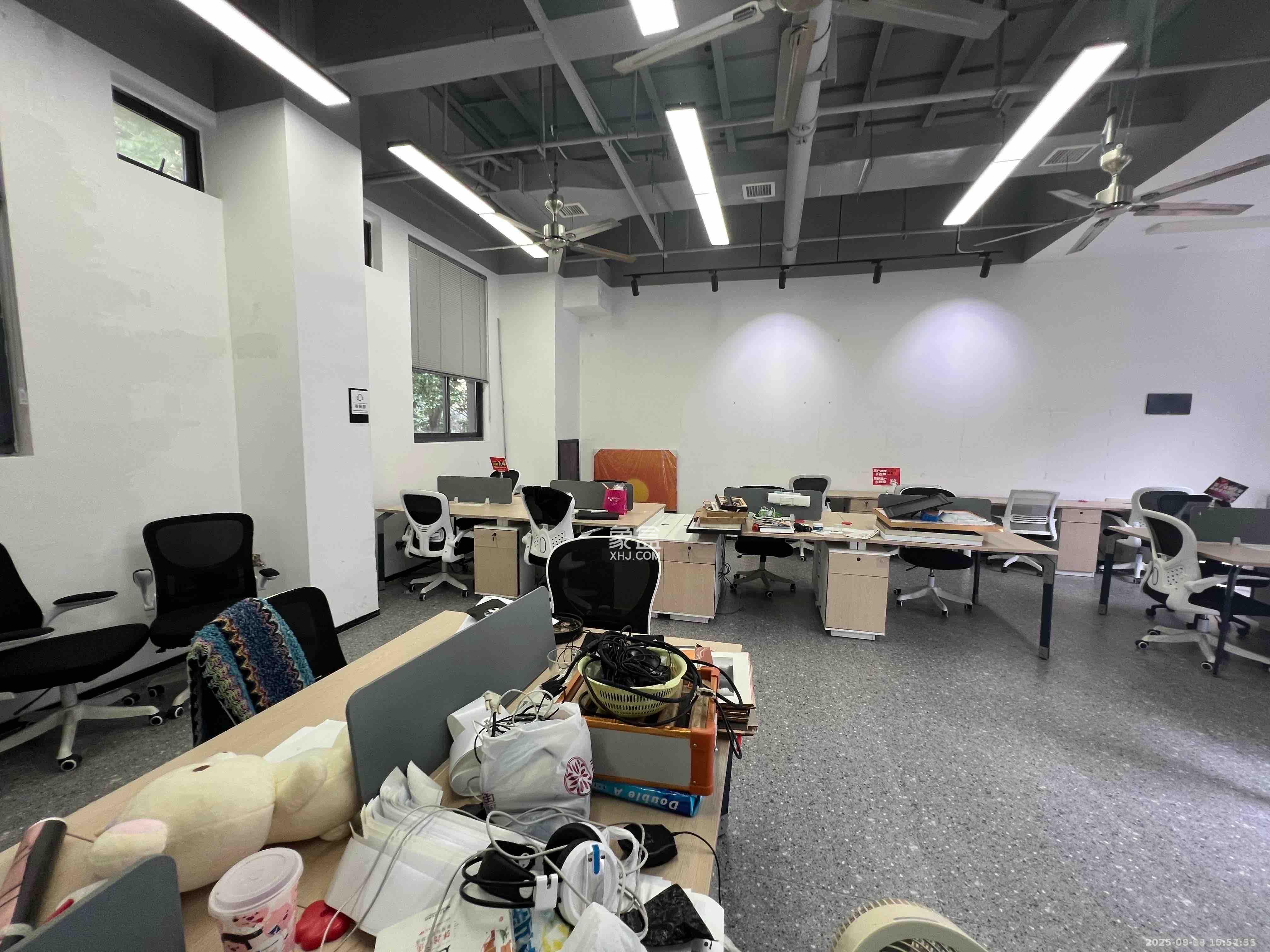 保利香槟国际C区   116.0㎡      3500.0元/月室内图