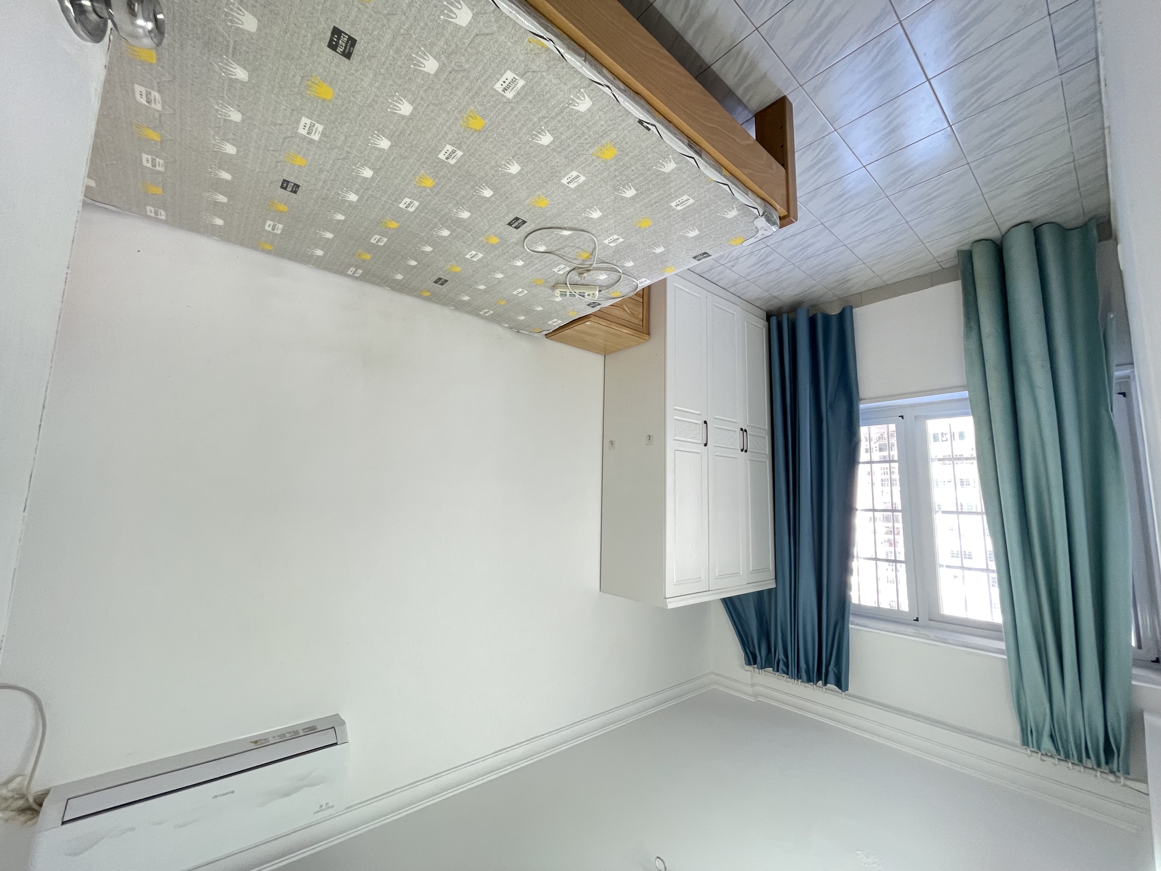 富豪大厦(富豪花园) 3室2厅1卫 2500.0元/月 富豪大厦(富豪花园) 3室2厅1卫 2500.0元/月室内图