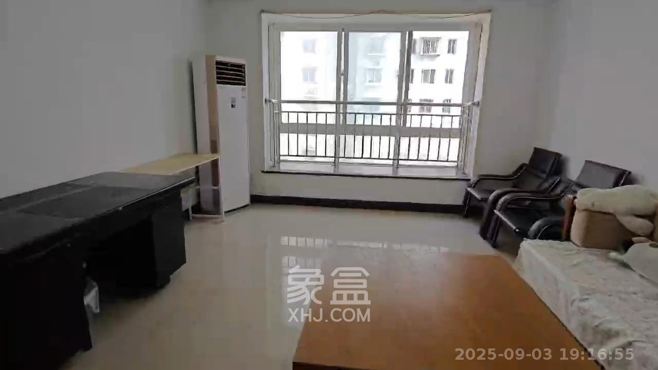 玛依拉山庄  2室2厅1卫    2500.0元/月
