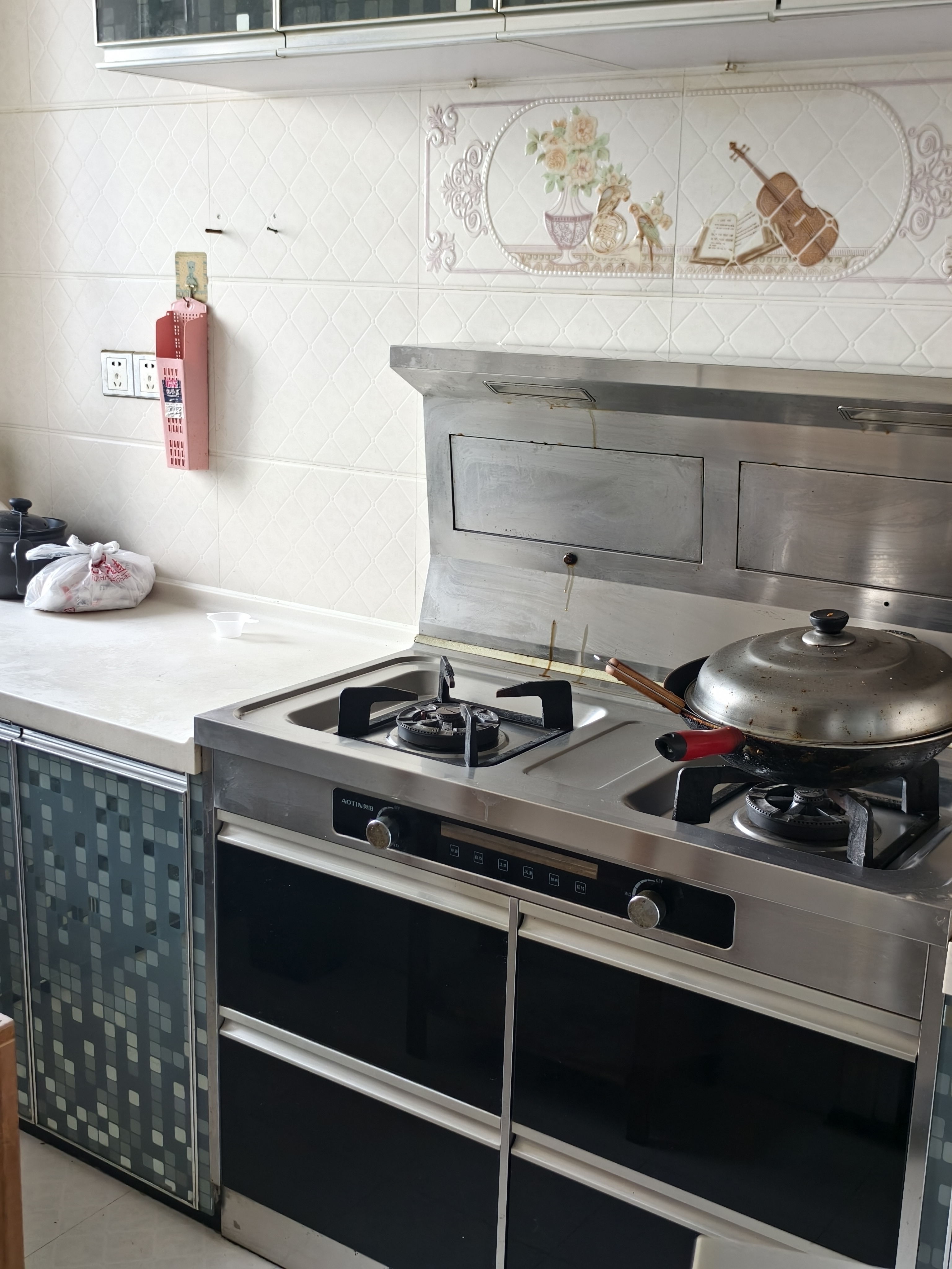 东方豪苑 1室1厅1卫 1200.0元/月 东方豪苑 1室1厅1卫 1200.0元/月室内图