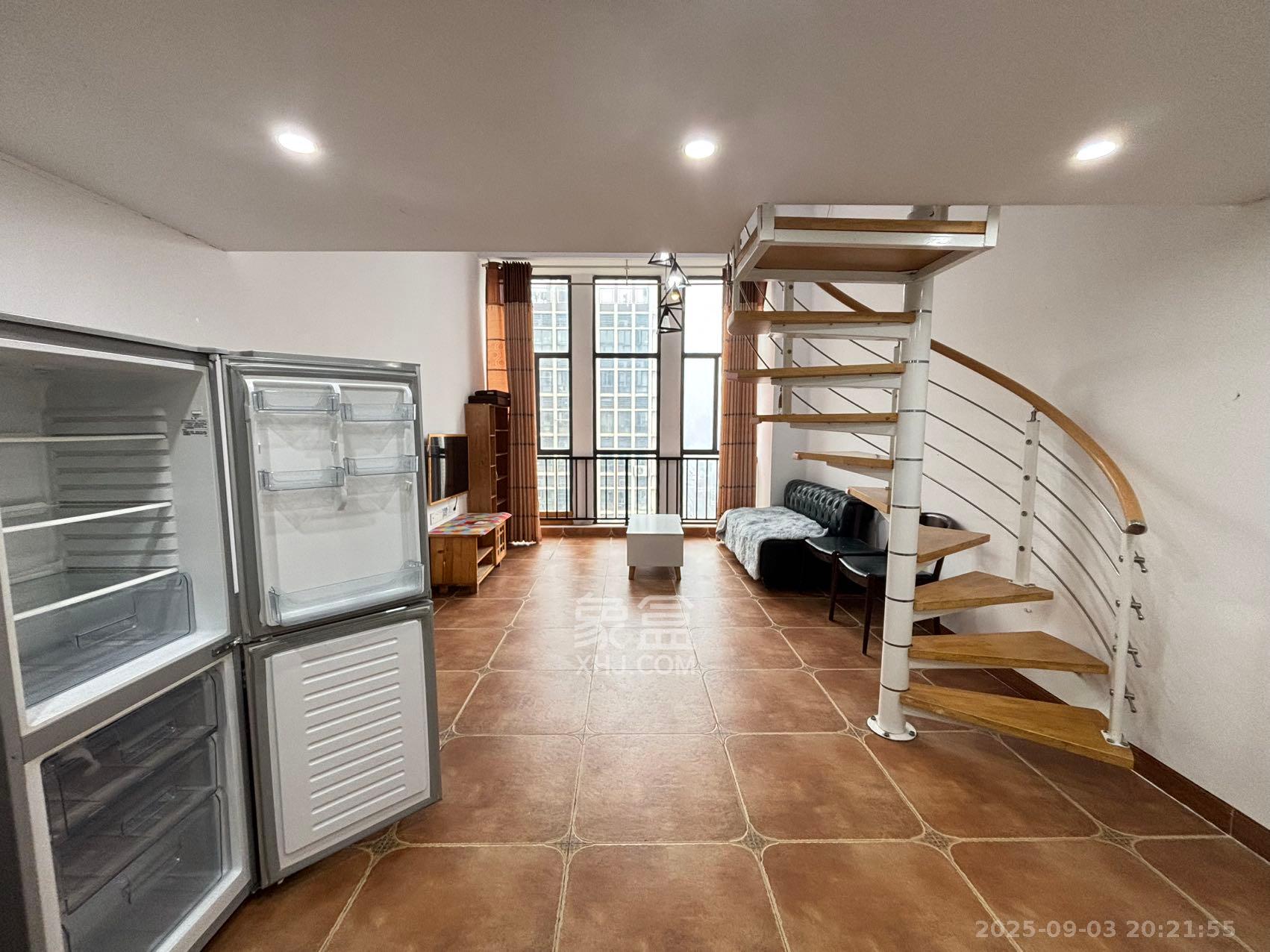 中建芙蓉嘉苑 1室1厅1卫 1500.0元/月 中建芙蓉嘉苑 1室1厅1卫 1500.0元/月室内图