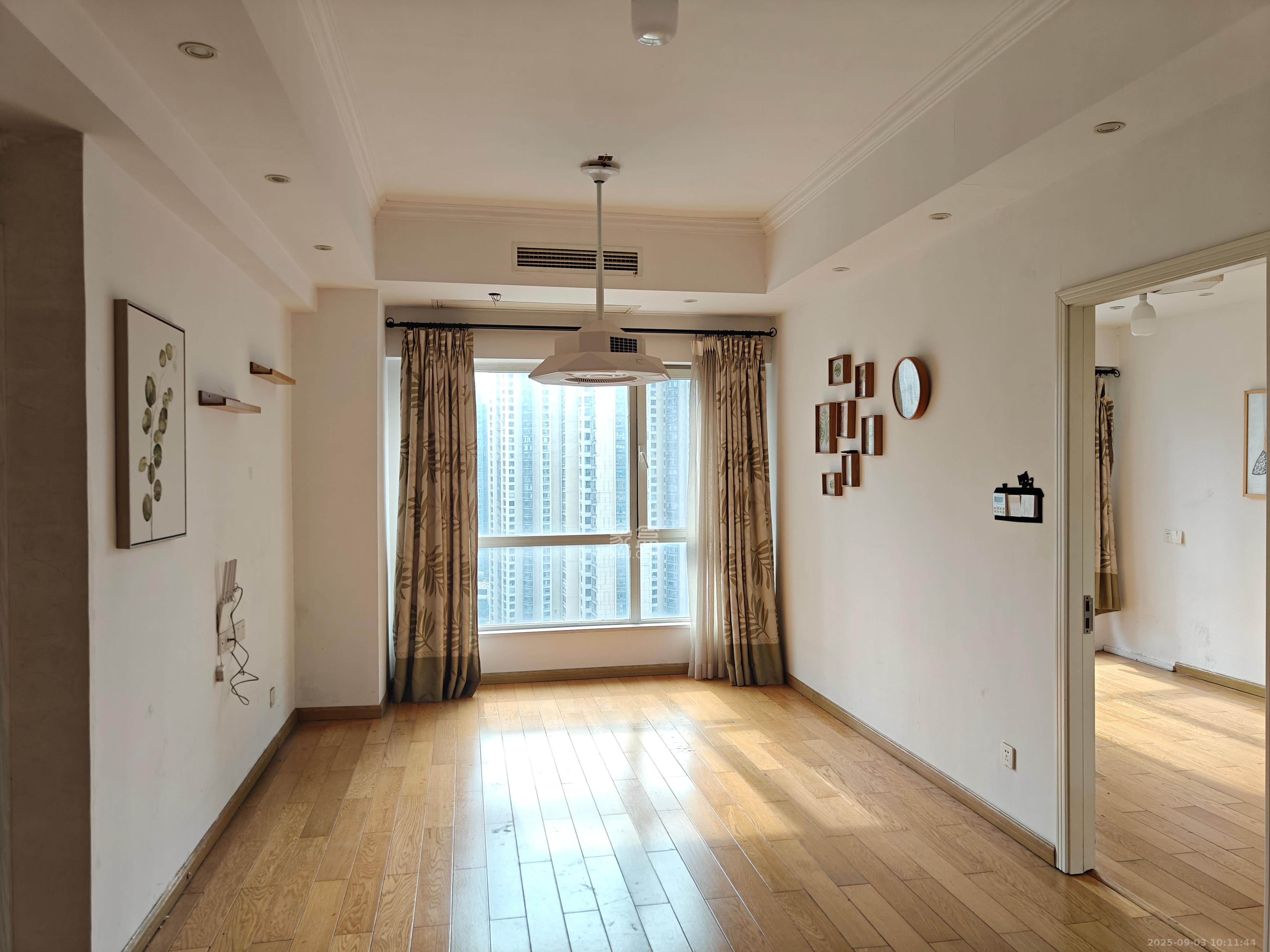 北辰三角洲B1E1区 1室1厅1卫 3000.0元/月 北辰三角洲B1E1区 1室1厅1卫 3000.0元/月室内图