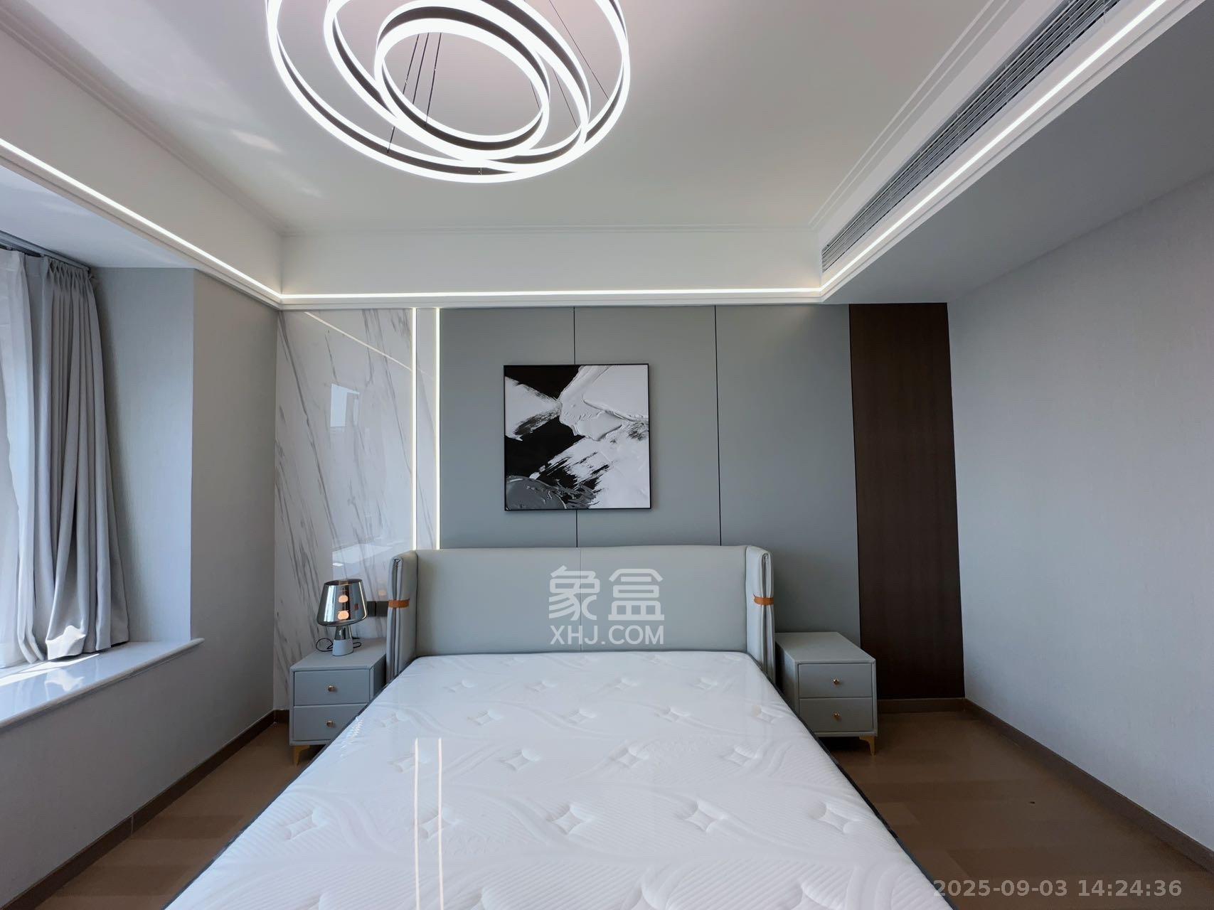 绿地V岛 4室2厅2卫 7000.0元/月 绿地V岛 4室2厅2卫 7000.0元/月室内图