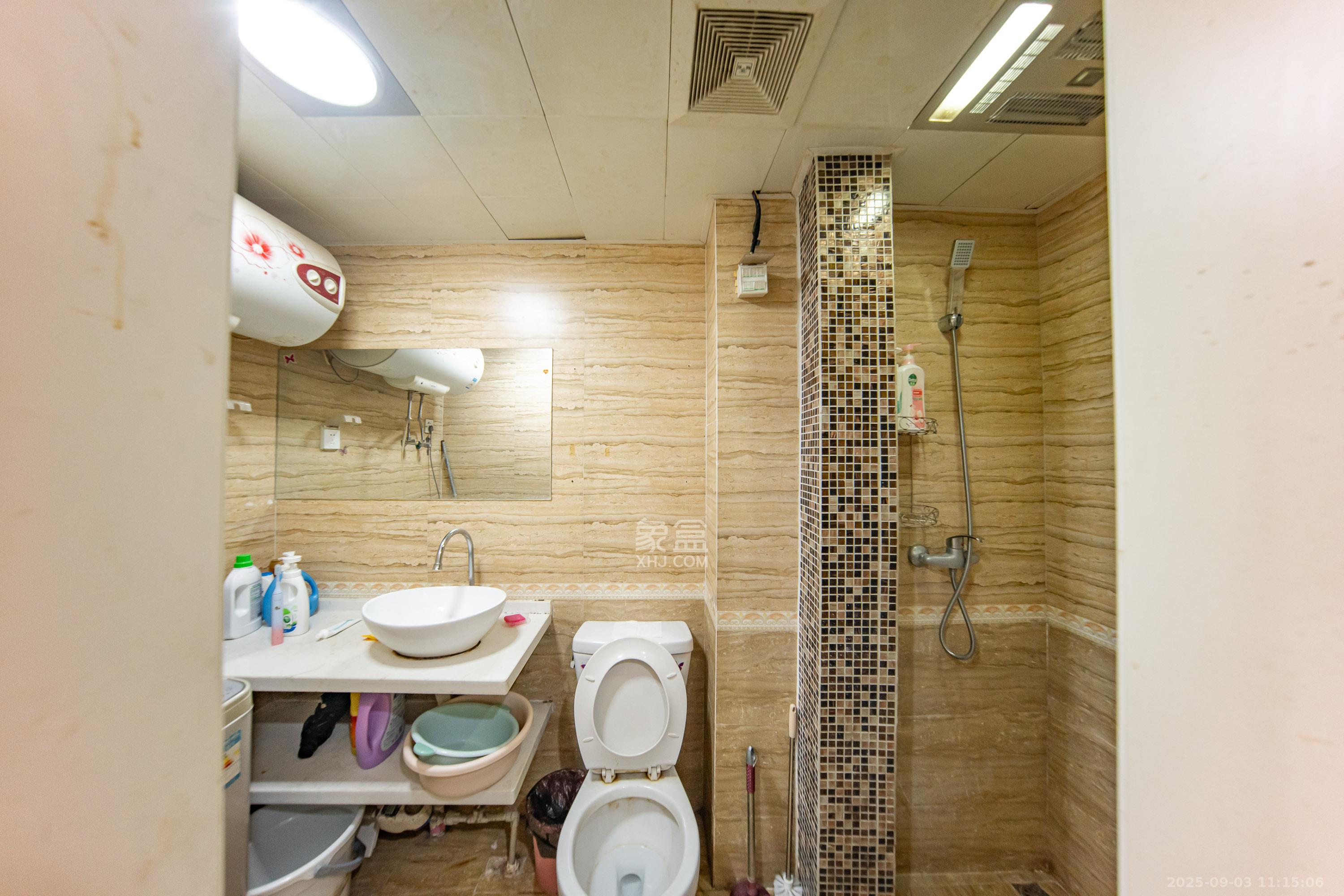 米兰春天  1室0厅0卫    20.5万 米兰春天  1室0厅0卫    20.5万卫生间