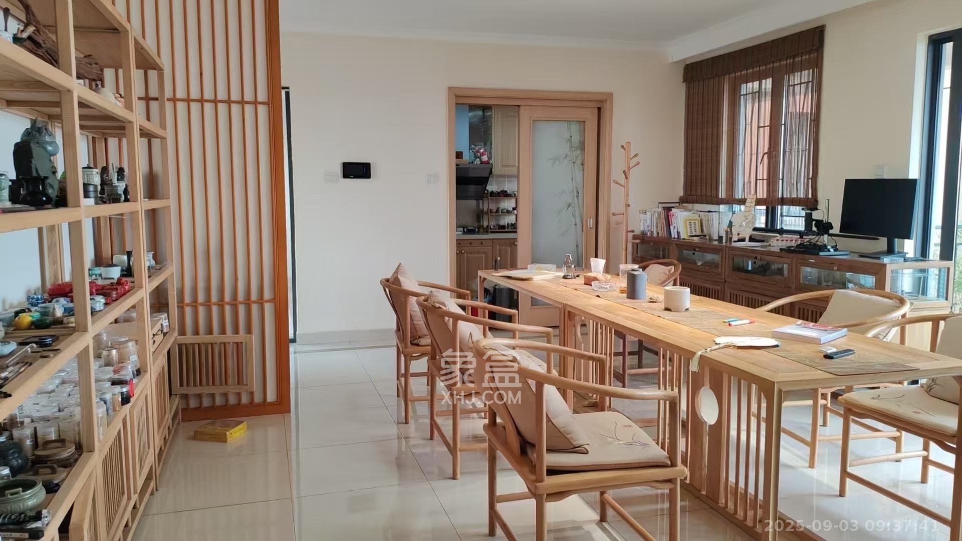 佳兆业时代广场  3室2厅2卫   3000.00元/月
