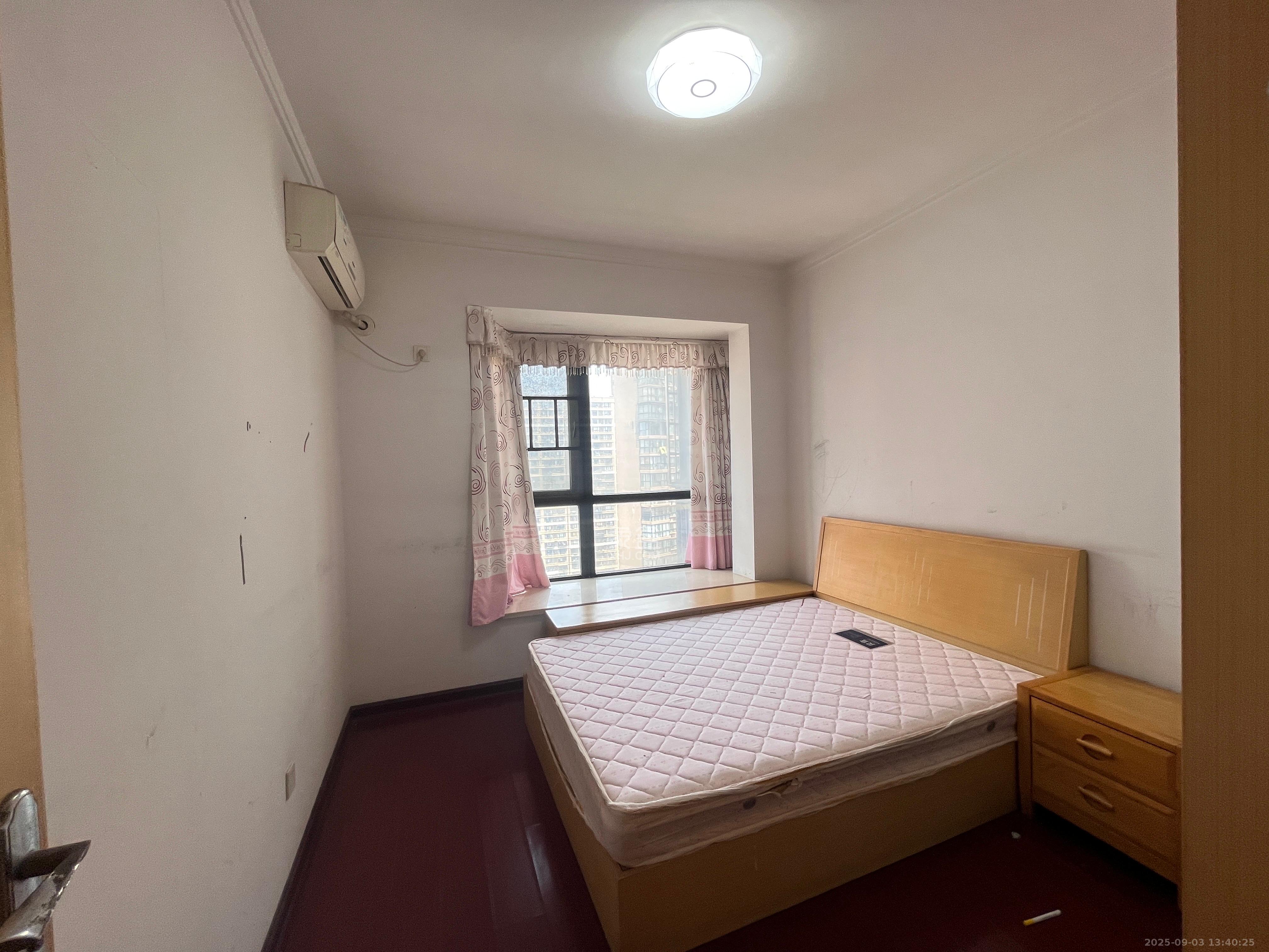 先锋东外滩 3室2厅2卫 2800.0元/月 先锋东外滩 3室2厅2卫 2800.0元/月室内图