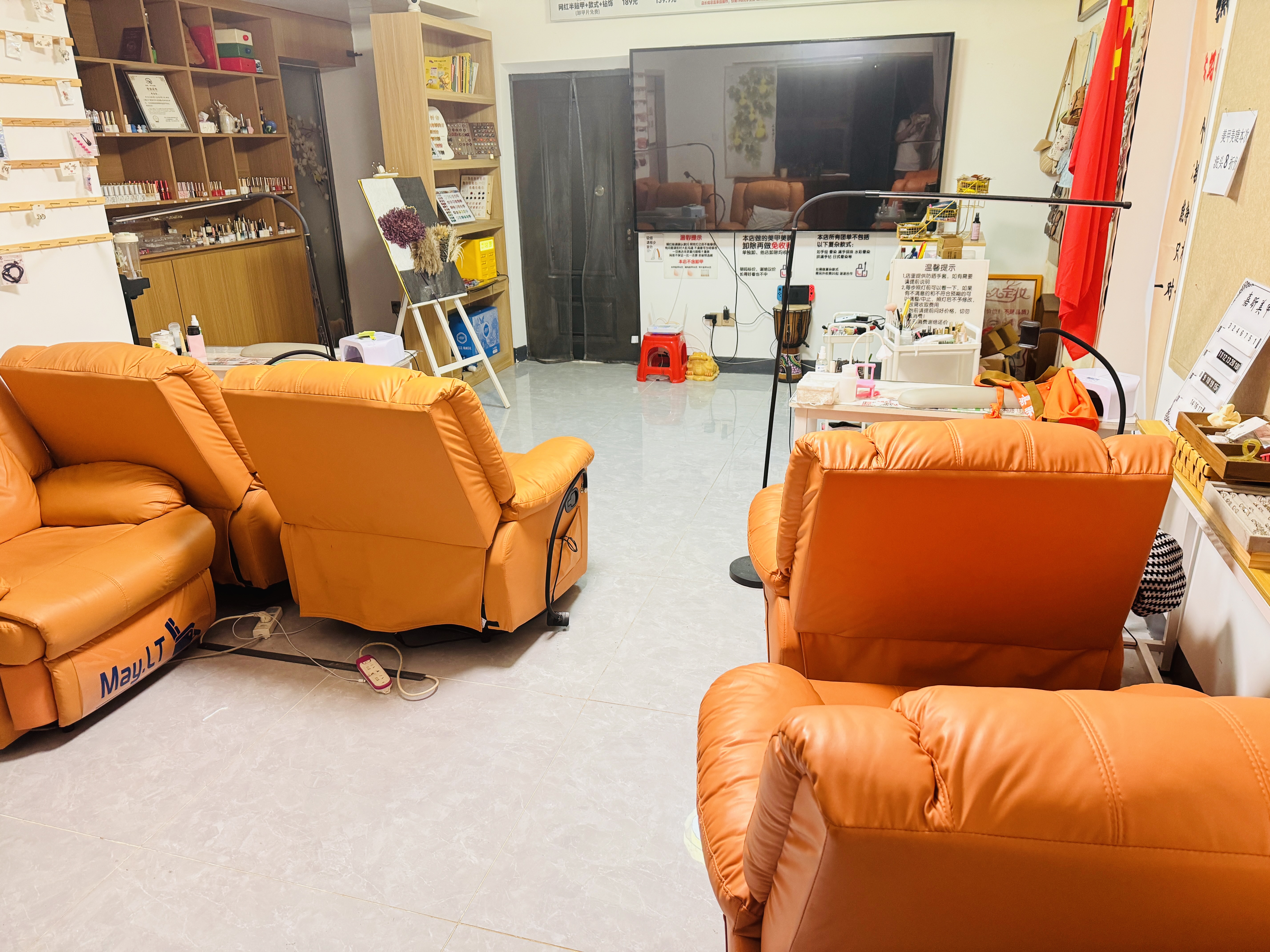 嘉华城市花园 3室1厅1卫 6000.0元/月 嘉华城市花园 3室1厅1卫 6000.0元/月室内图