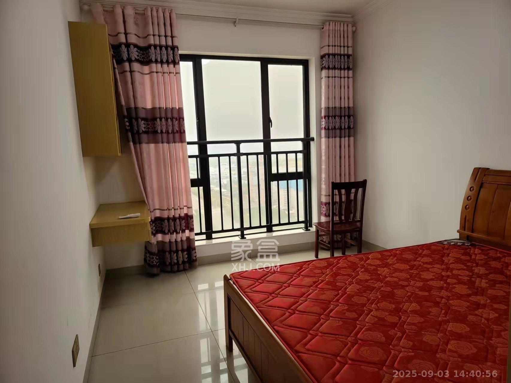 麓谷星辰  3室2厅1卫    2500.0元/月 麓谷星辰  3室2厅1卫    2500.0元/月室内图