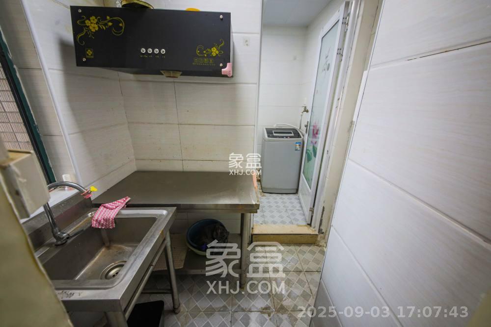 才子嘉都  3室1厅1卫    1700.0元/月 才子嘉都  3室1厅1卫    1700.0元/月室内图