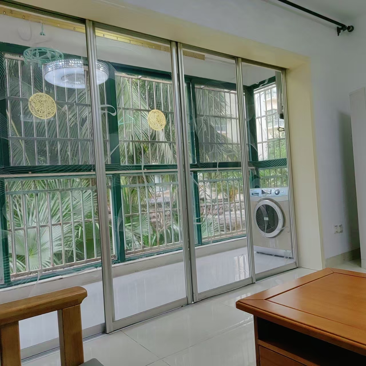 钻石水岸  2室2厅1卫    2500.0元/月室内图