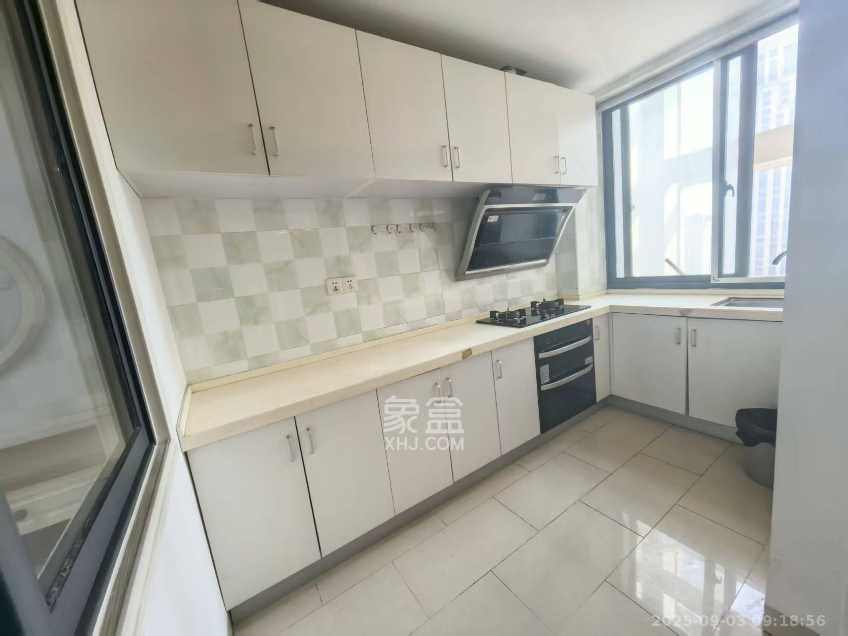 芙蓉蓉苑 2室1厅1卫 2600.0元/月 芙蓉蓉苑 2室1厅1卫 2600.0元/月室内图