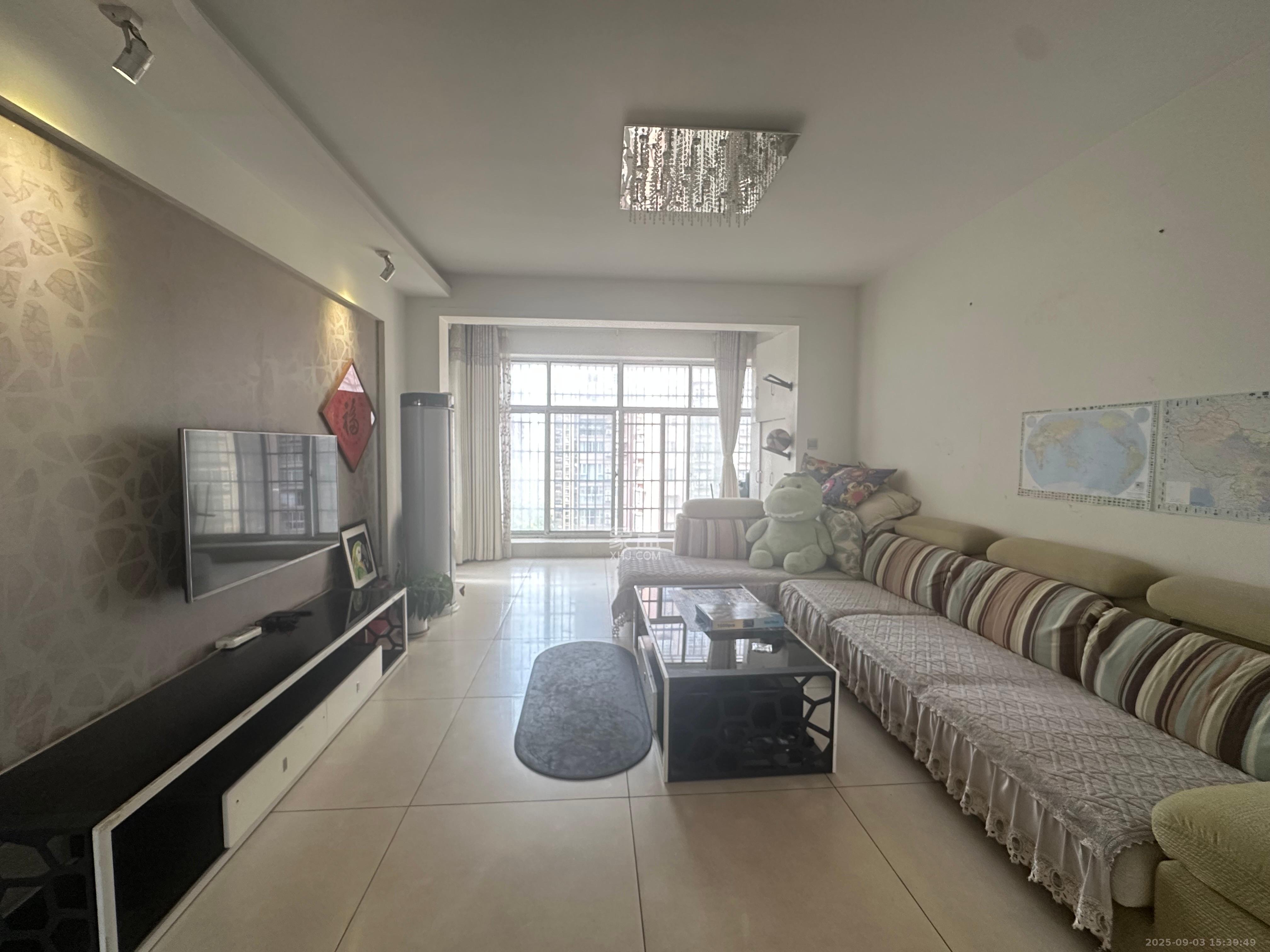 泊林晶城 3室2厅2卫 2600.0元/月 泊林晶城 3室2厅2卫 2600.0元/月室内图