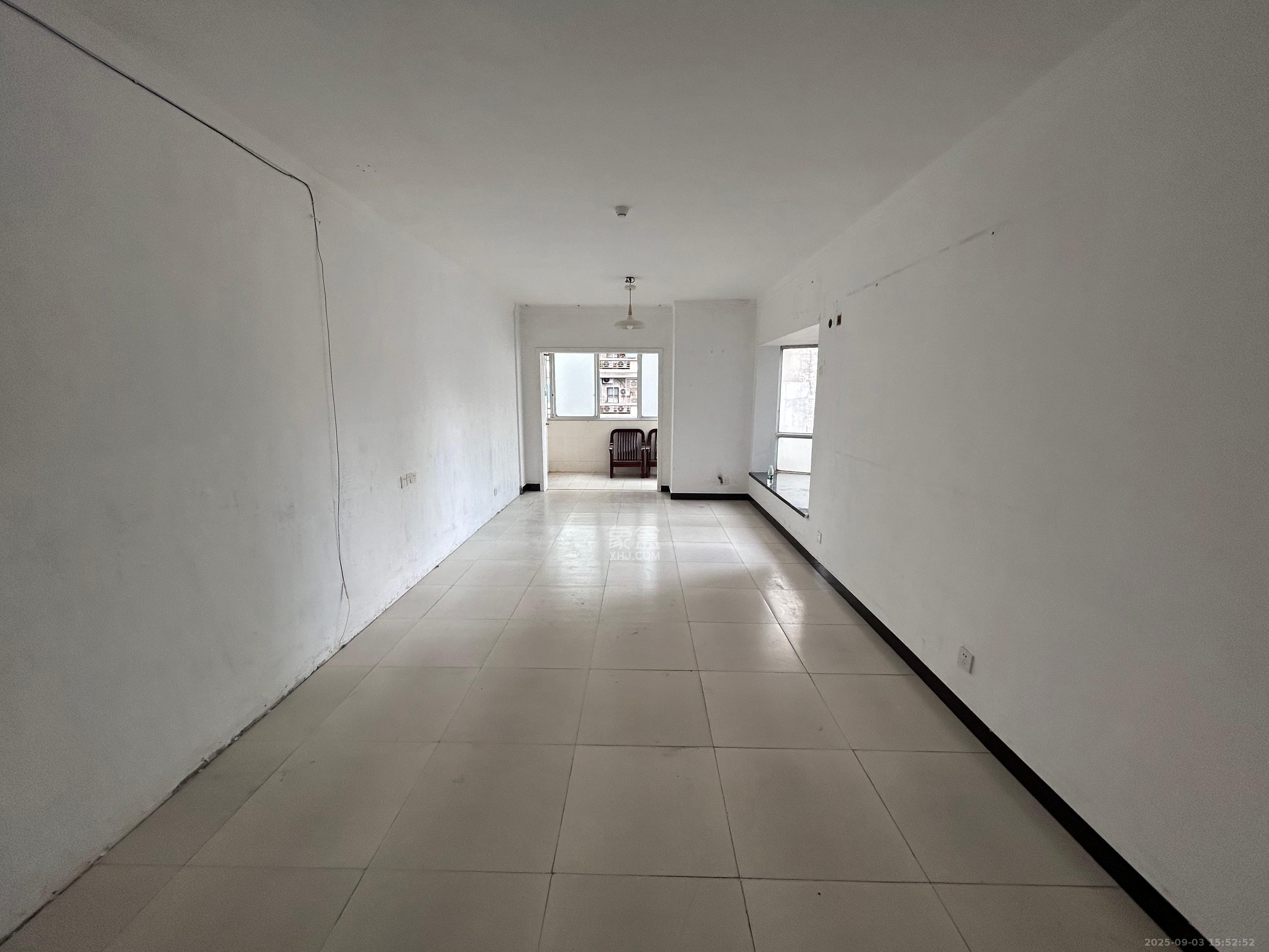 景江东方 1室1厅1卫 2400.0元/月 景江东方 1室1厅1卫 2400.0元/月室内图