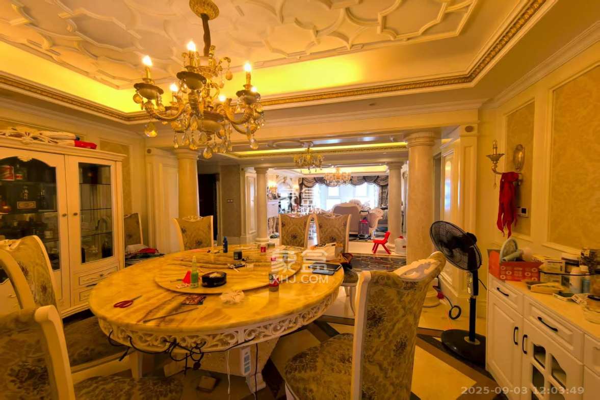 万达公馆 3室2厅4卫 10000.0元/月 万达公馆 3室2厅4卫 10000.0元/月室内图