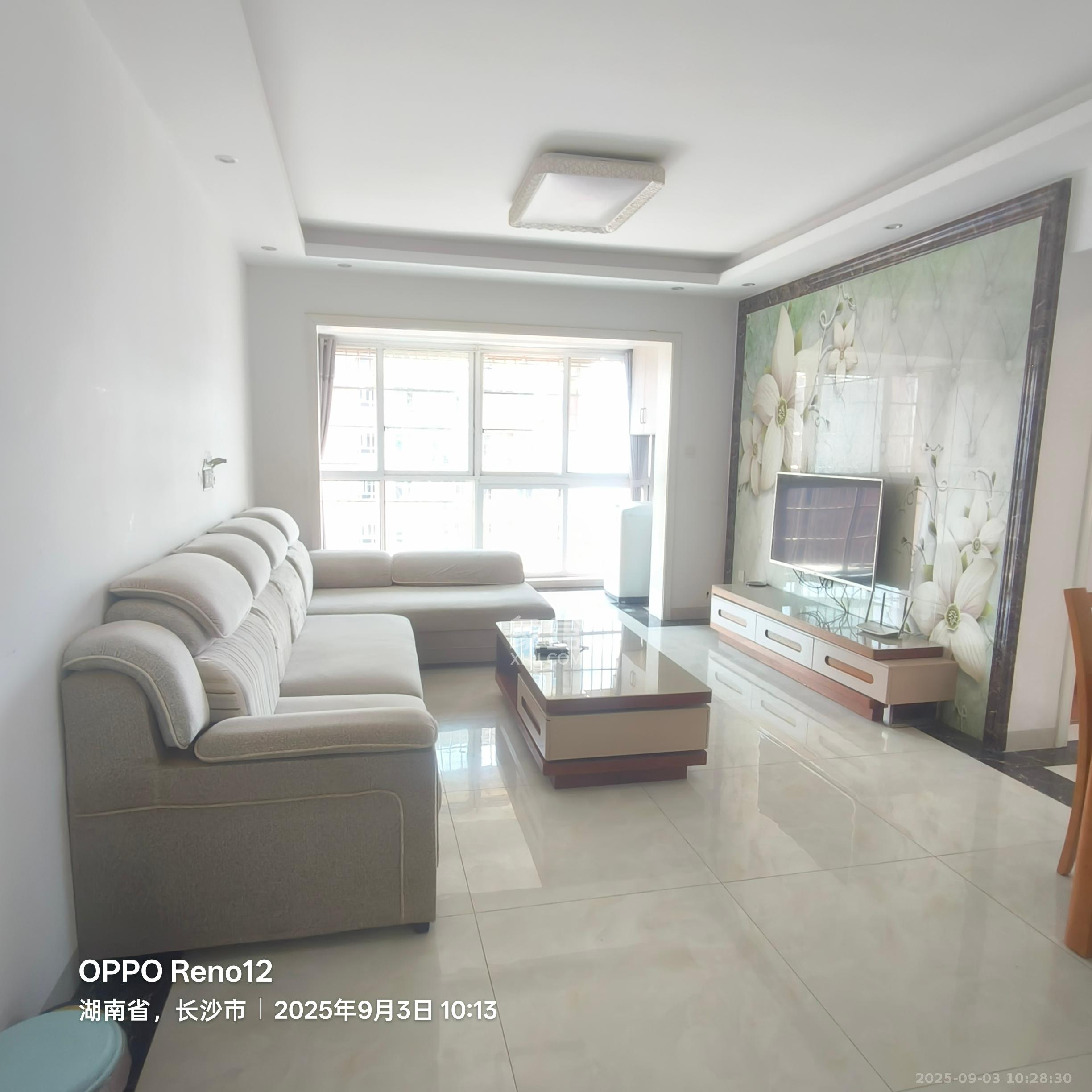 新蕾品阁居 3室2厅1卫 1700.0元/月 新蕾品阁居 3室2厅1卫 1700.0元/月室内图