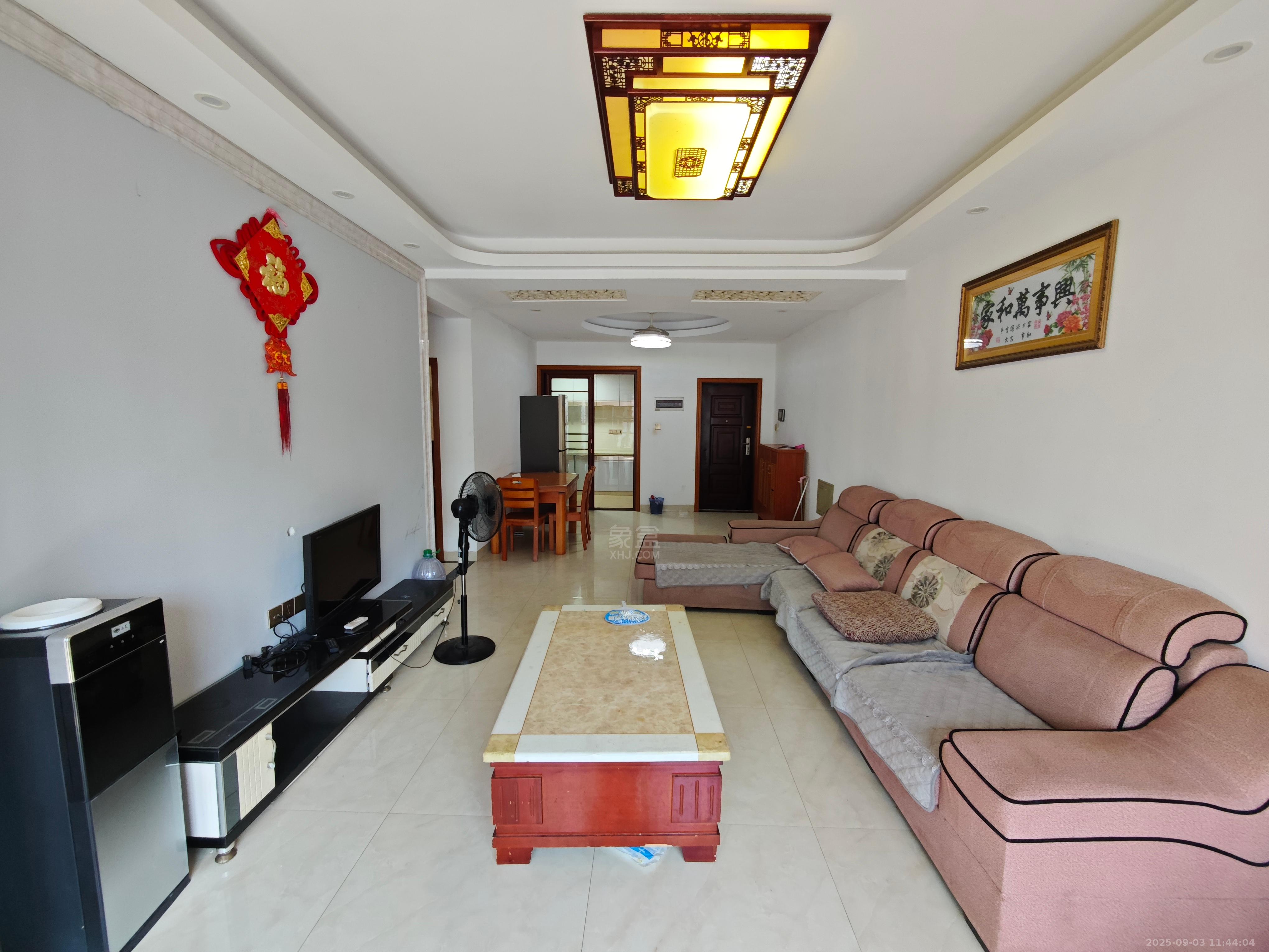 山水洲城华晨第一城 2室2厅1卫 1500.0元/月 山水洲城华晨第一城 2室2厅1卫 1500.0元/月室内图