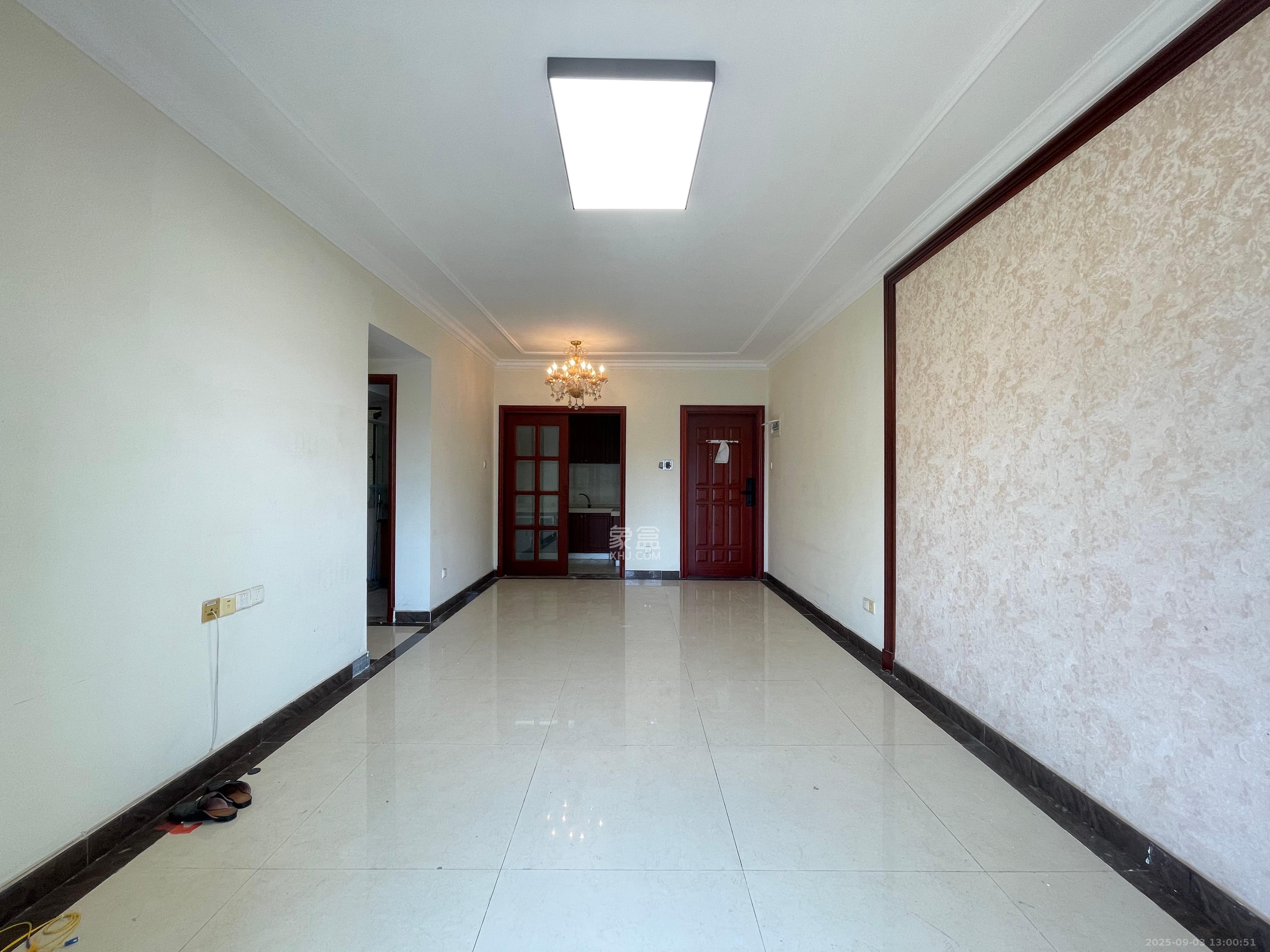 恒大名都  3室2厅1卫    1500.0元/月 恒大名都  3室2厅1卫    1500.0元/月室内图