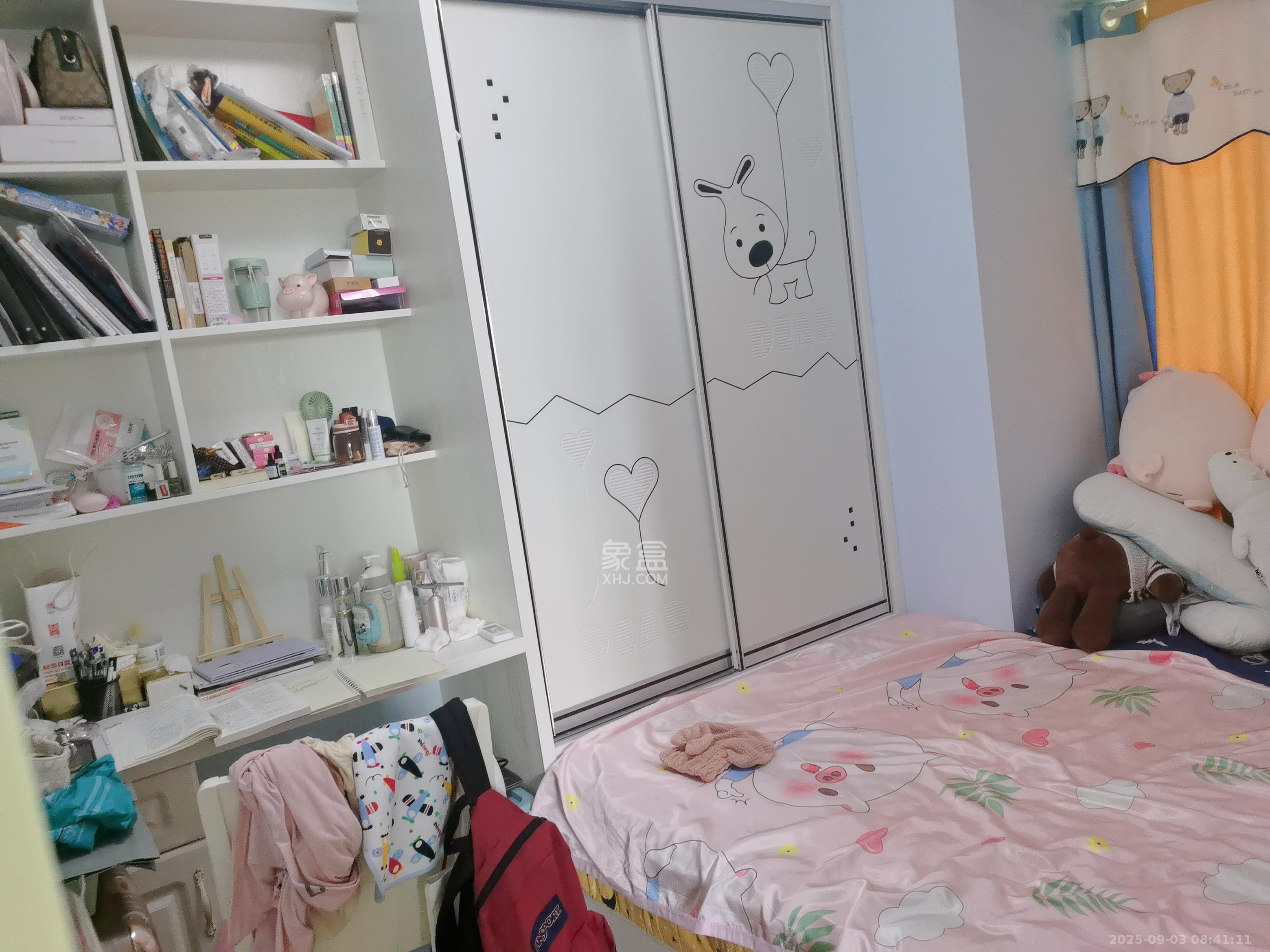 天麓尚层  3室2厅1卫    2350.0元/月室内图