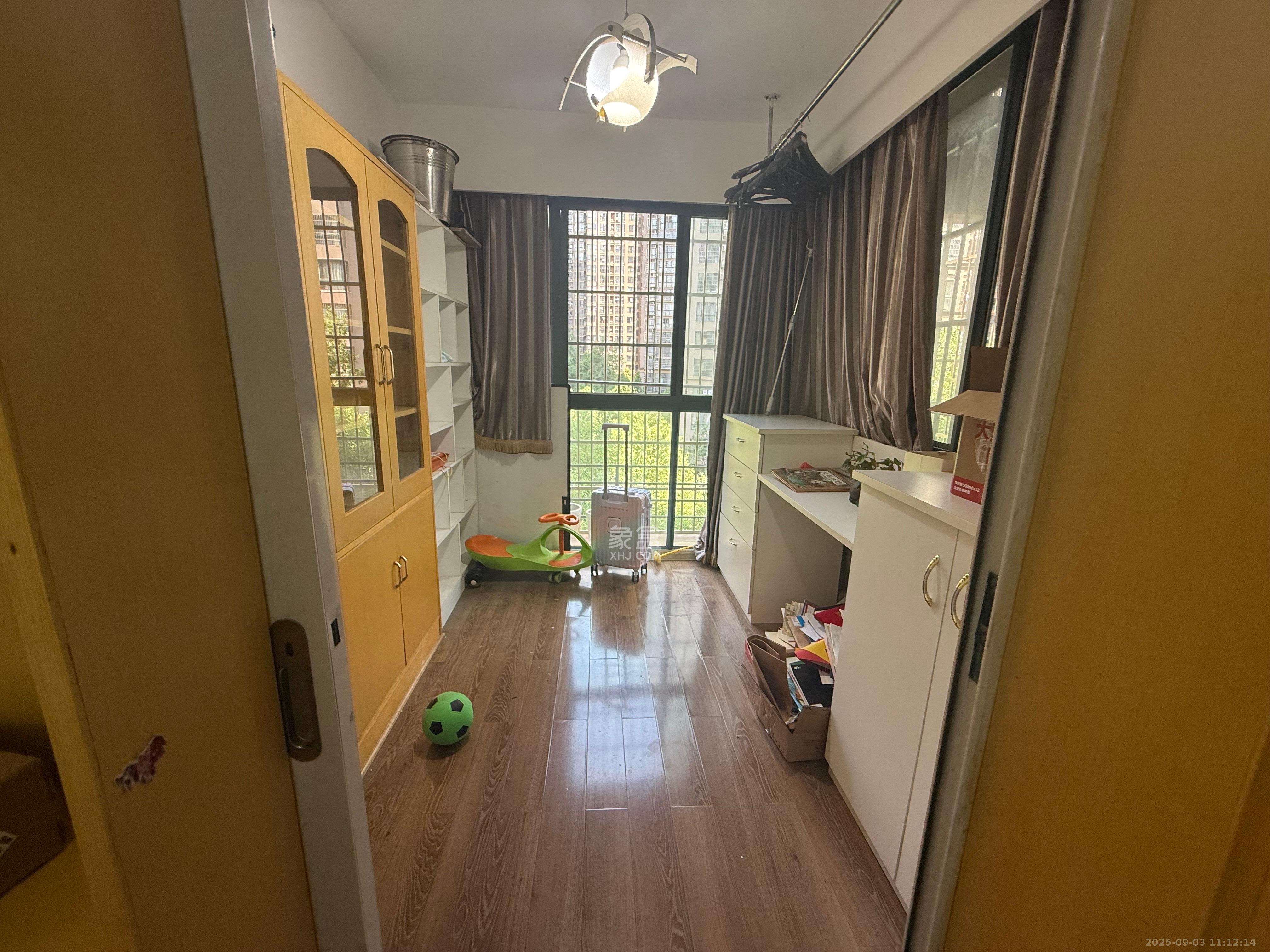 筑梦佳园 4室2厅1卫 1900.0元/月 筑梦佳园 4室2厅1卫 1900.0元/月室内图