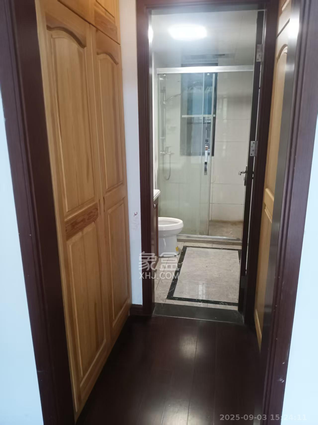 中海梅溪湖壹号  3室2厅2卫    2600.0元/月室内图