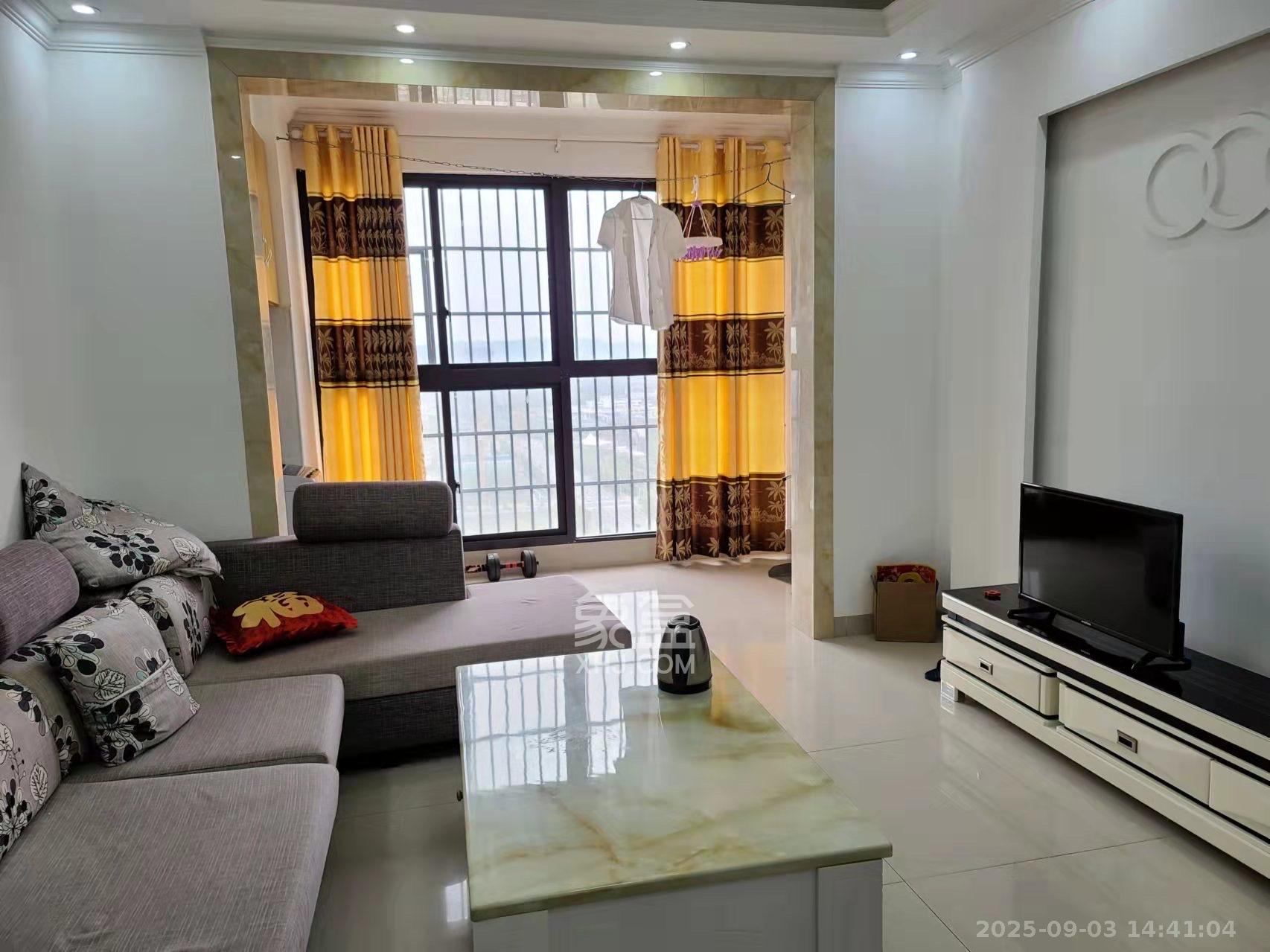 麓谷星辰  3室2厅1卫    2500.0元/月 麓谷星辰  3室2厅1卫    2500.0元/月室内图